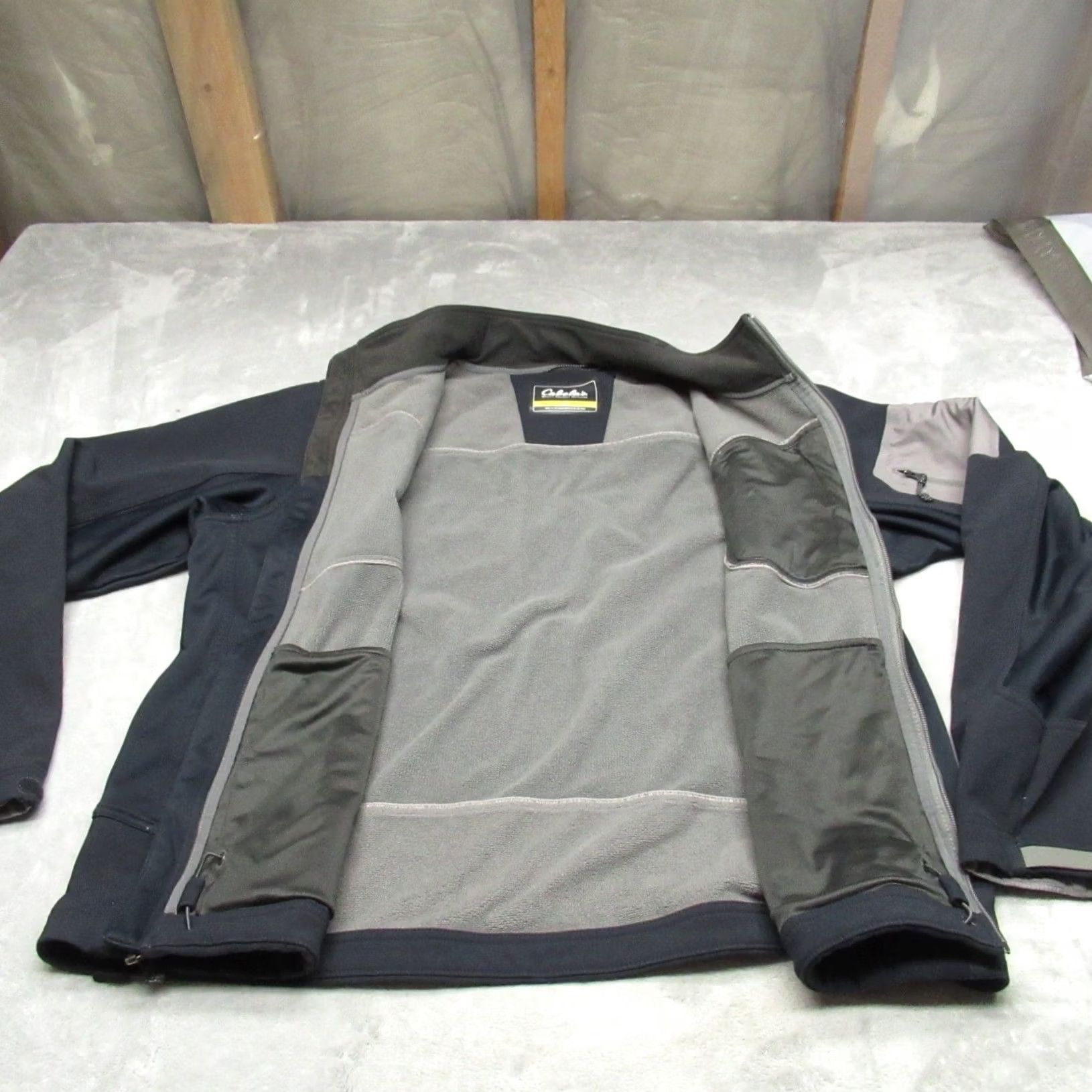 Vintage Cabela's Jacket Men 2XL Black Full Zip Fleece Lined Softshell Windbreaker Hiking Outdoor Jacket Men Regular Size US XXL / EU 58 / 5 - 4 Thumbnail