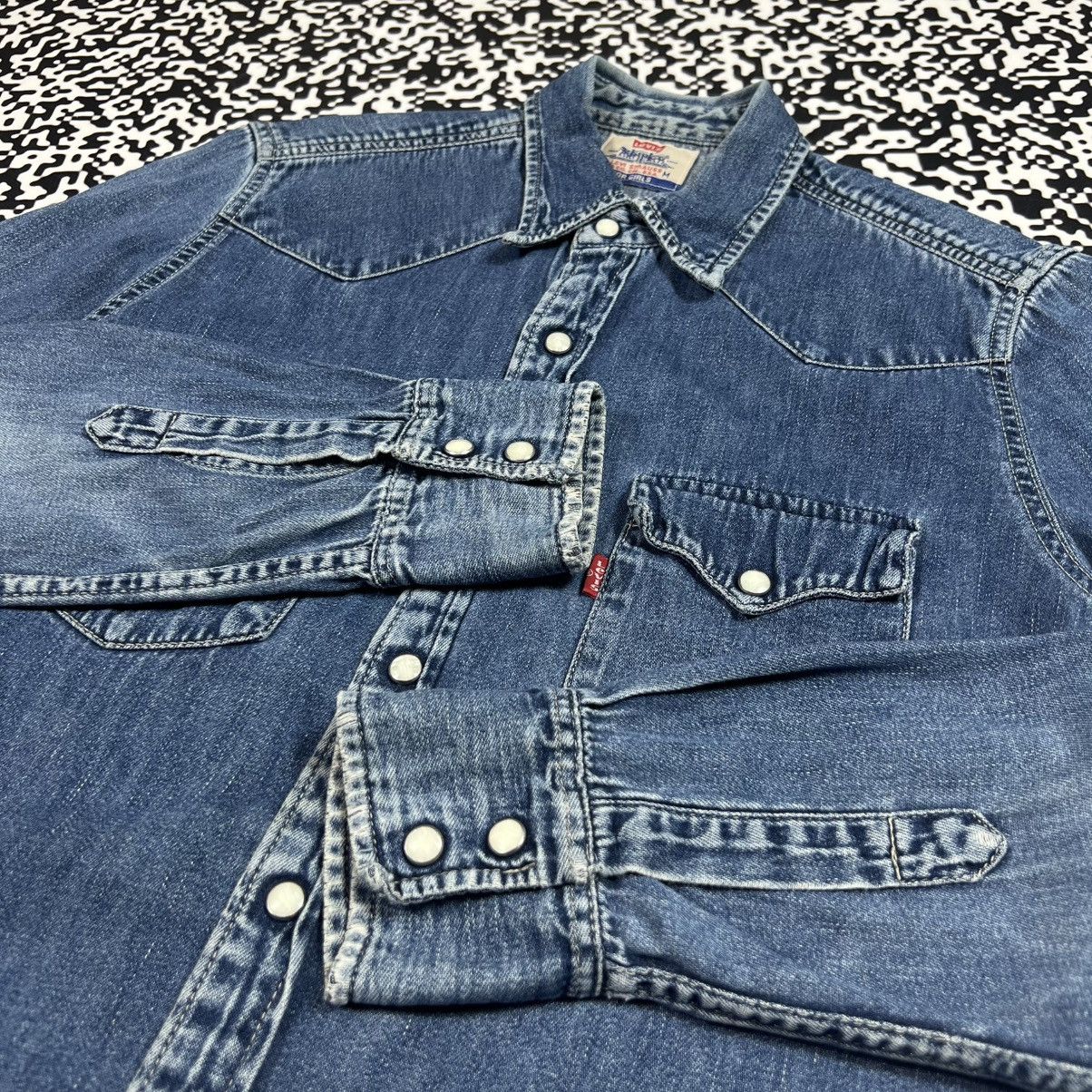 Levi's Vintage Clothing Vintage 00s Levis Red Tab Denim Shirts Retro Casual Style Size M / US 6-8 / IT 42-44 - 12 Thumbnail