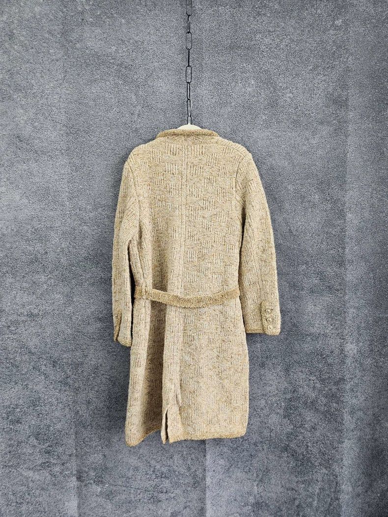 Chanel Chanel Classic tweed coat Size M / US 6-8 / IT 42-44 - 2 Thumbnail
