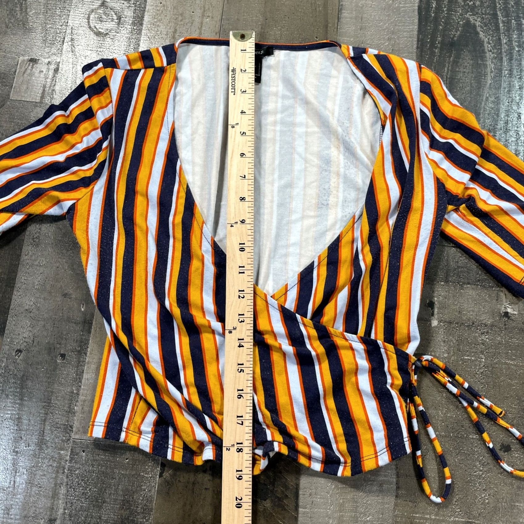 Forever 21 FOREVER 21 Top Womens Large Yellow Striped Half Sleeve Self Tie Wrap Blouse V-Neck Casual Shirt Size L / US 10 / IT 46 - 4 Thumbnail