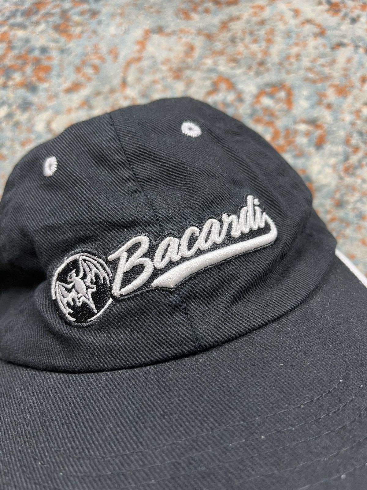 Bacardi × Vintage Vintage 90s Bacardi embroidered bat logo promo hat Size ONE SIZE - 4 Thumbnail