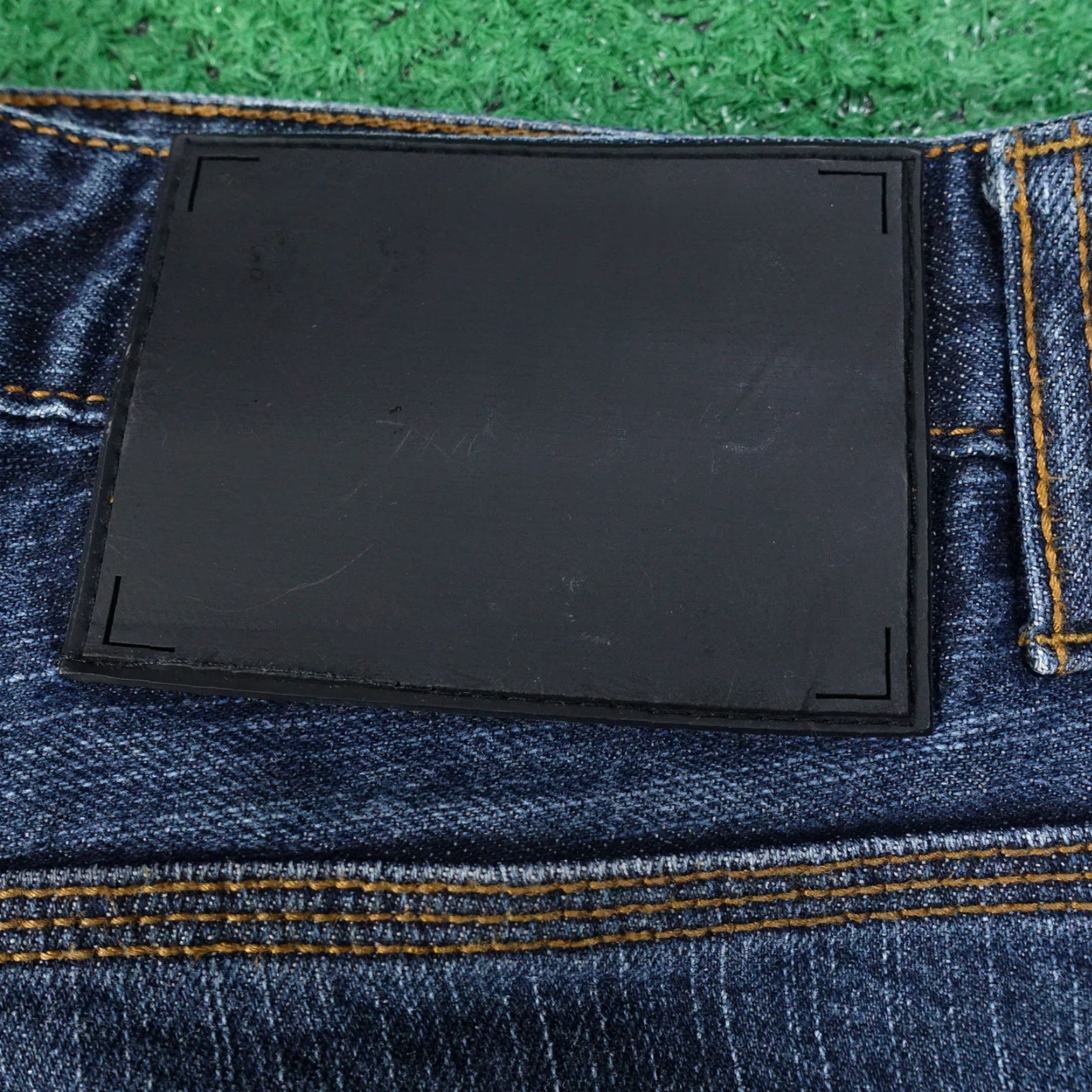 Rocawear ROCAWEAR Slim Fit Dark Wash Blue Jeans Mens Size 36 Waist 35" Size US 36 / EU 52 - 2 Thumbnail