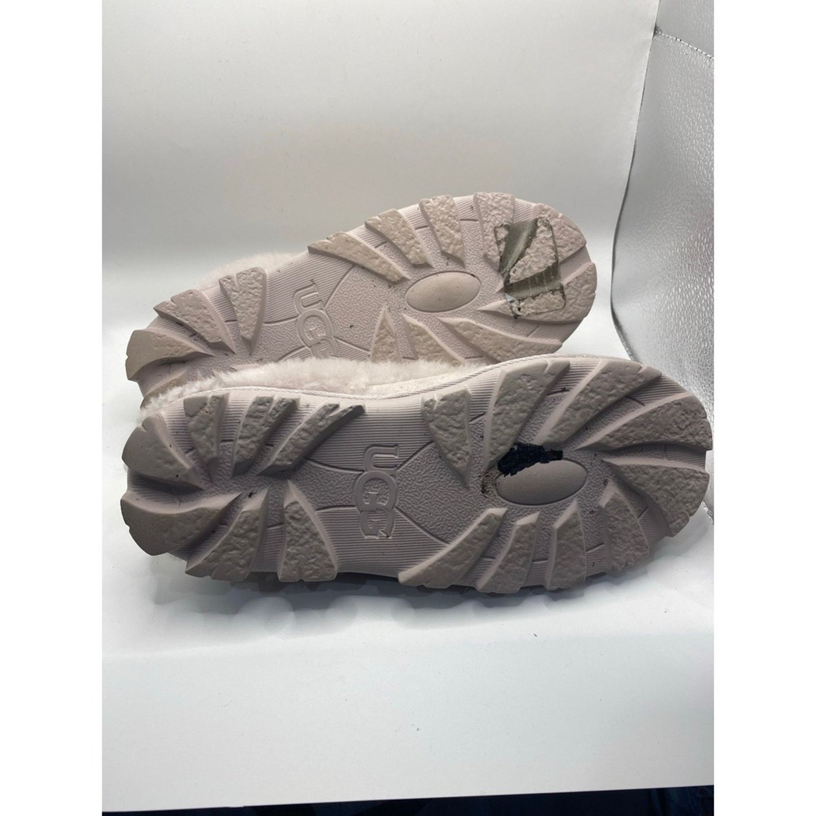 Ugg UGG Scuffette II Slipper Taupe Sheepskin Cozy Women's Size 8 Size US 8 / IT 38 - 6 Thumbnail