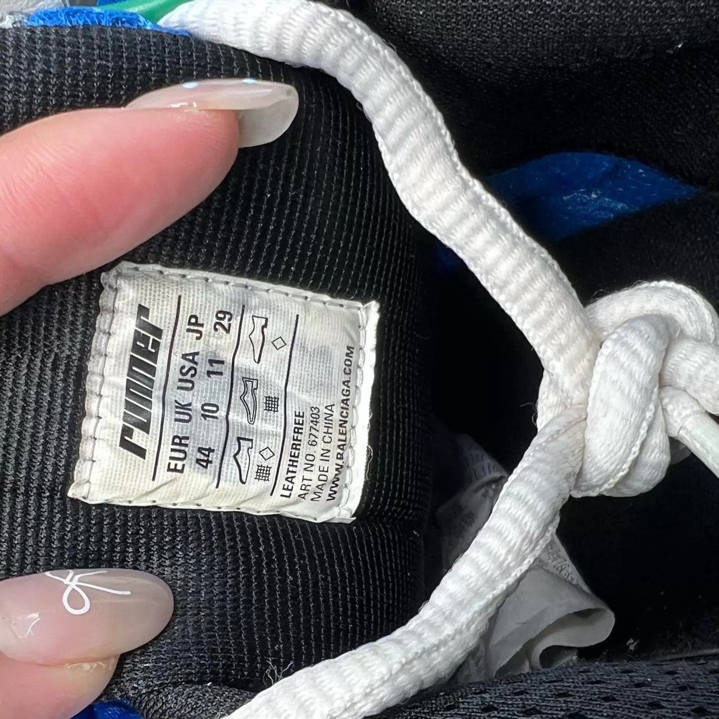 Balenciaga Balenciaga Runner Distressed White/Blue 44 Worn 2x Size US 11 / EU 44 - 8 Thumbnail