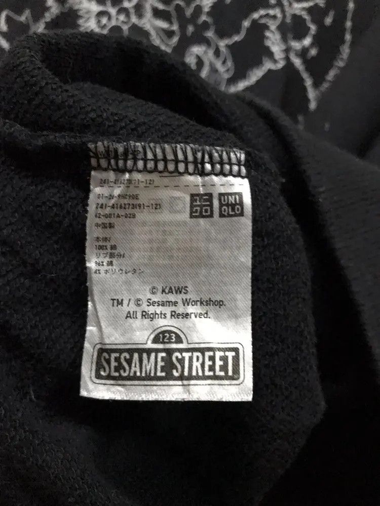 Kaws × Uniqlo Uniqlo x Kaws x Sesame Street Hoodies Size US M / EU 48-50 / 2 - 9 Thumbnail