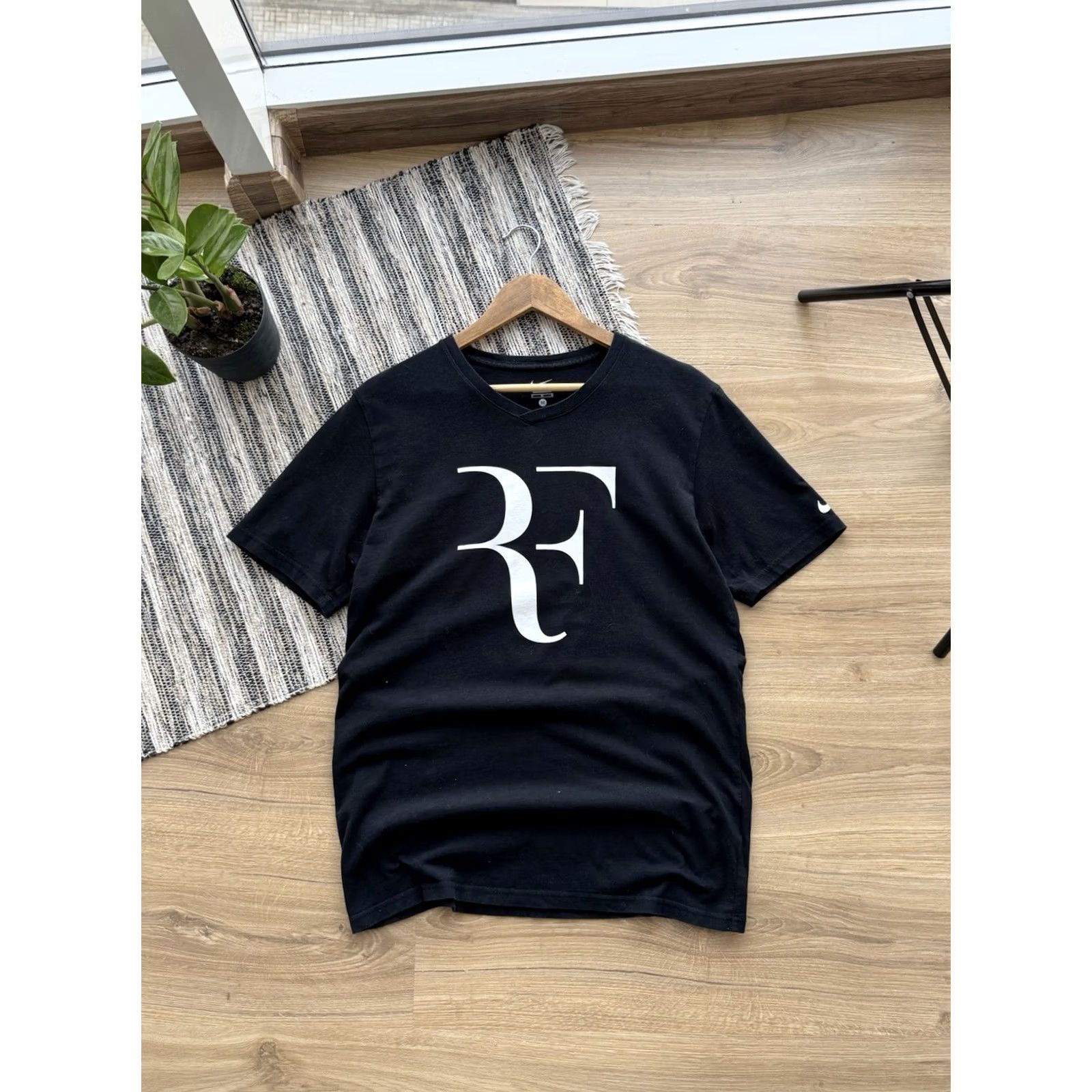 Nike VINTAGE Nike Roger Federer T-Shirt Black M Men Size US M / EU 48-50 / 2 - 2 Thumbnail