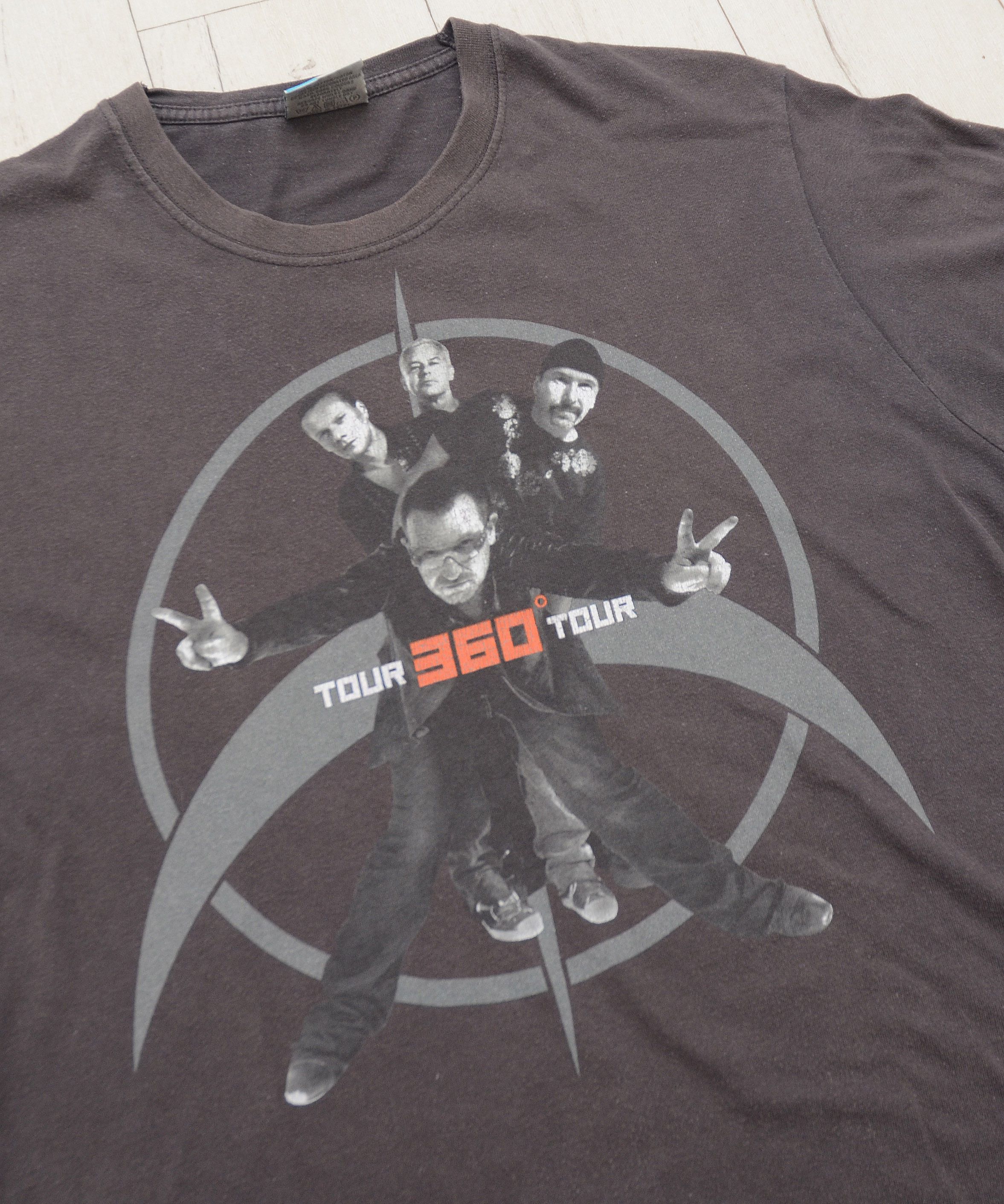 Band Tees U2 360 Tour Tee T-shirt Date Band 2009 Y2K Rock Size US XL / EU 56 / 4 - 5 Thumbnail
