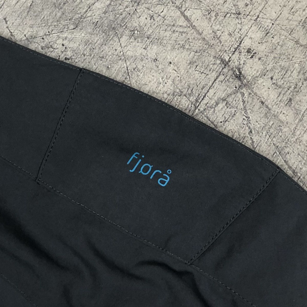 Norrona Norrona Trekking Outdoor Fjora Mountain Shorts y2k gcw23 og Size 28" / US 6 / IT 42 - 11 Thumbnail
