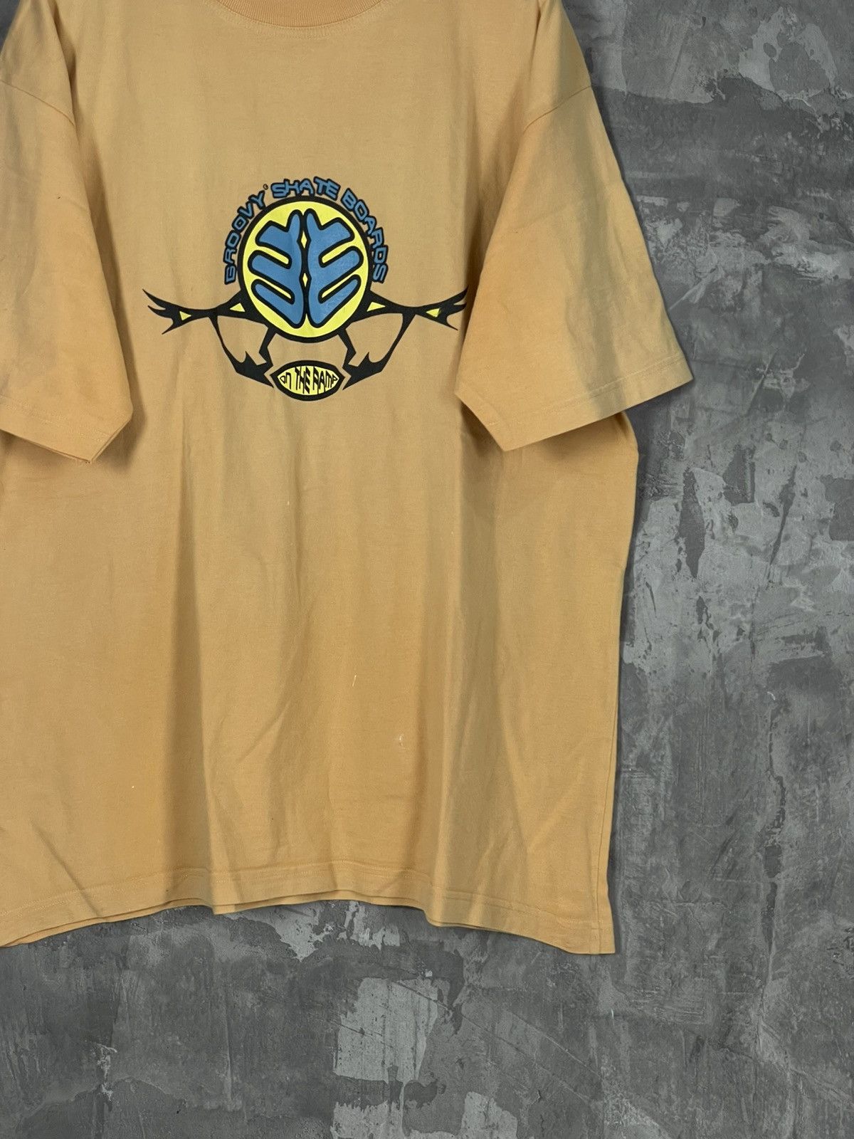 Vintage Vintage 90s Groovy “On The Ramp” Vintage Logo t-shirt Size US XL / EU 56 / 4 - 6 Thumbnail