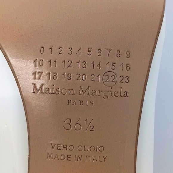Maison Margiela Maison Margiela White Patent Leather Court Pumps -EU40 Size US 10 / IT 40 - 11 Thumbnail