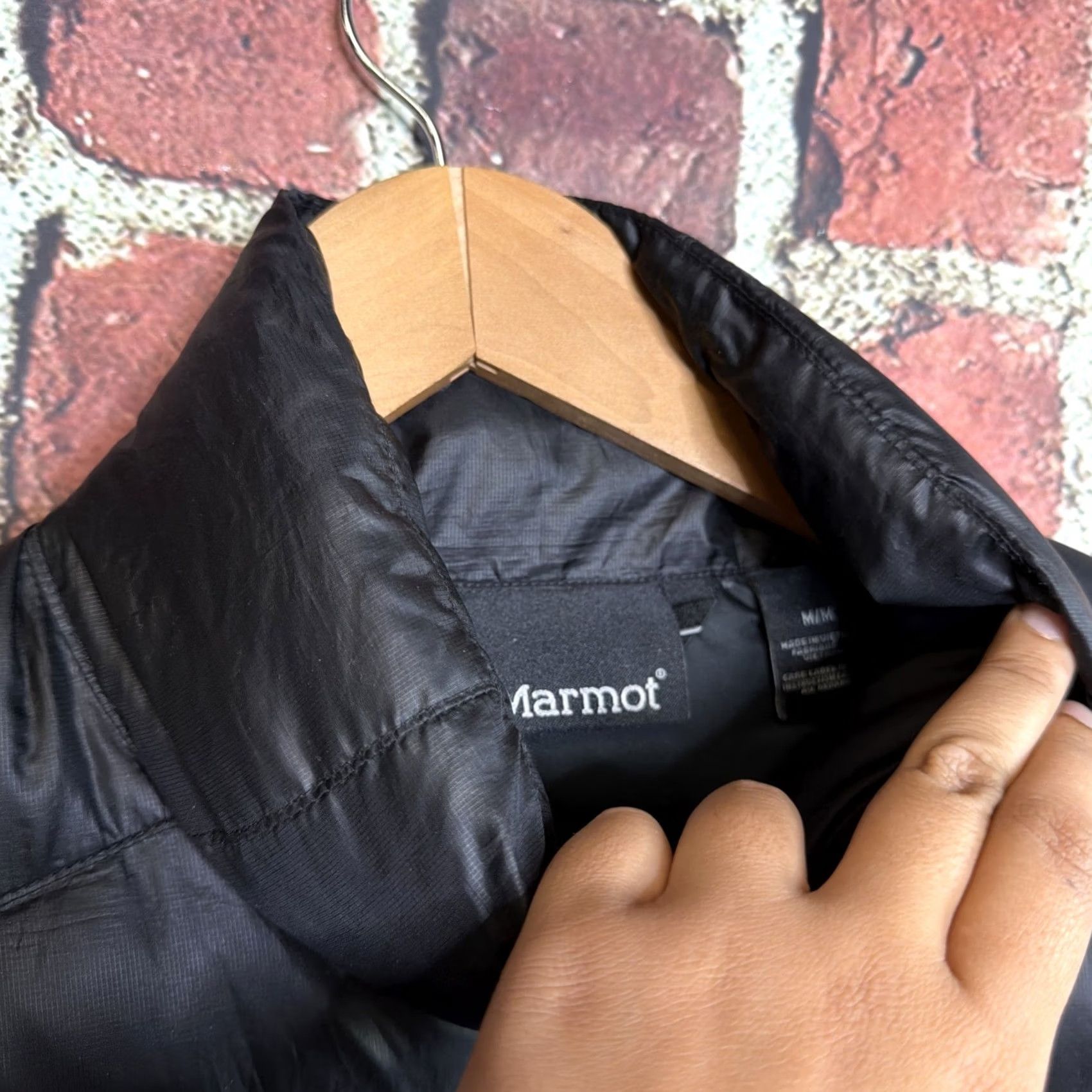 Marmot Marmot Vest Black 85% Down Full Zip 700 Fill Stand-Up Puffer Jacket Mens M Regular Size Down Insulation Quilted Pocket Chest 37 in Size US M / EU 48-50 / 2 - 3 Thumbnail