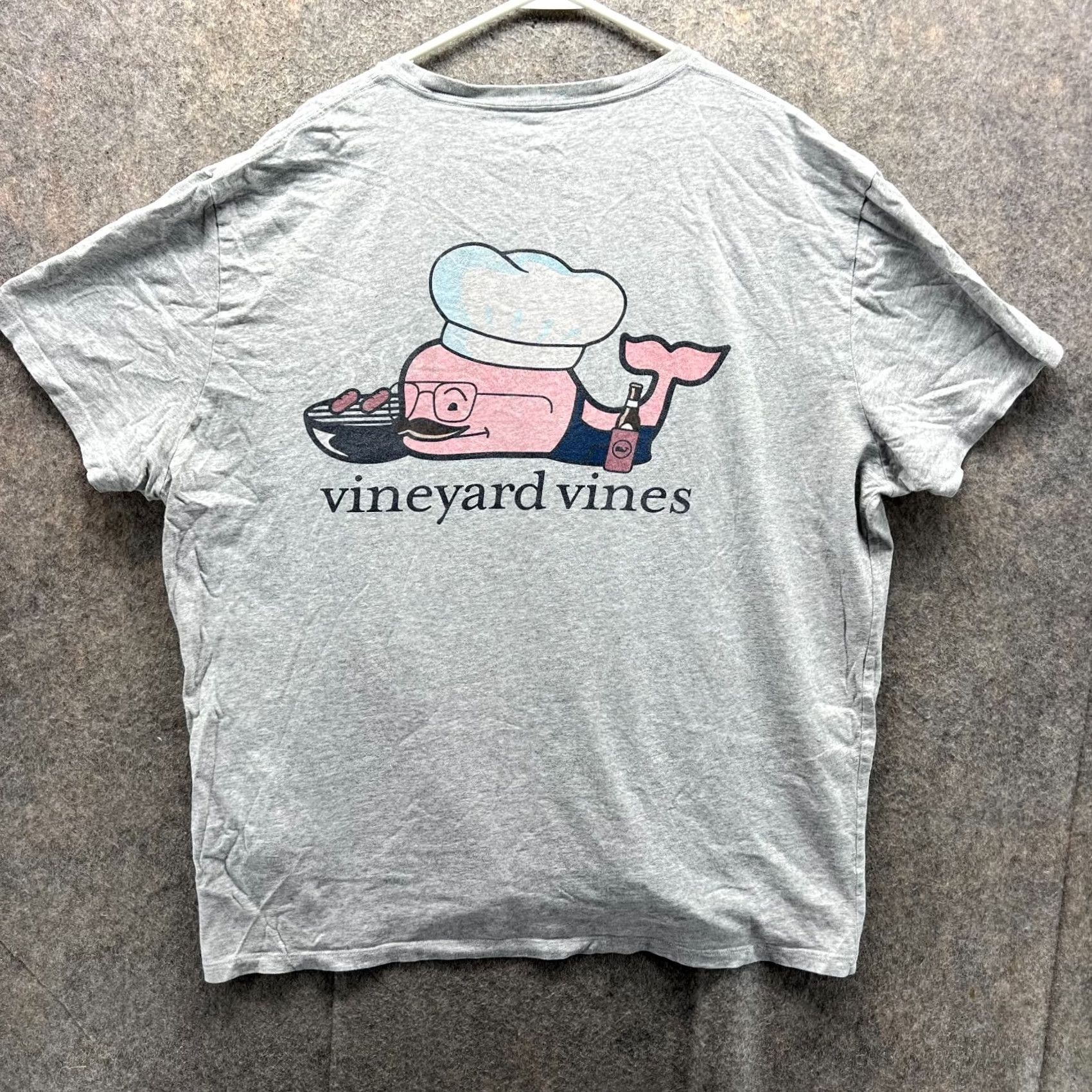 Vineyard Vines Vineyard Vines Shirt Men 2XB Gray Pink BBQ Whale Pocket Tee Limited Edition T-Shirt Big & Tall Size US XXL / EU 58 / 5 - 3 Thumbnail