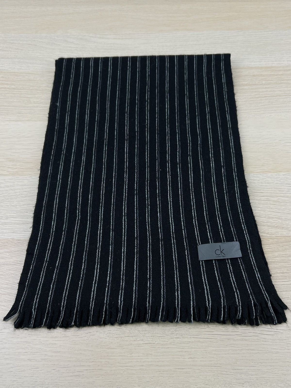 Calvin Klein Calvin Klein Scarf / Muffler / Neckwear M054 Size ONE SIZE - 3 Thumbnail