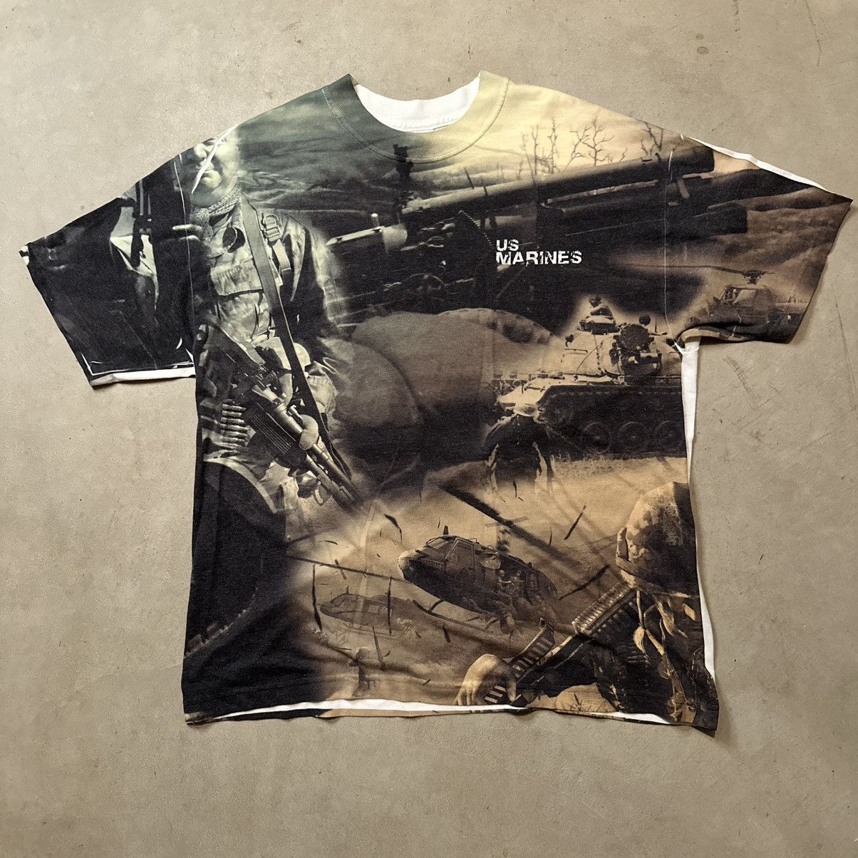 AAA Vintage Y2K AOP US Marines War Military Shirt Size XL Size US XL / EU 56 / 4 - 2 Thumbnail