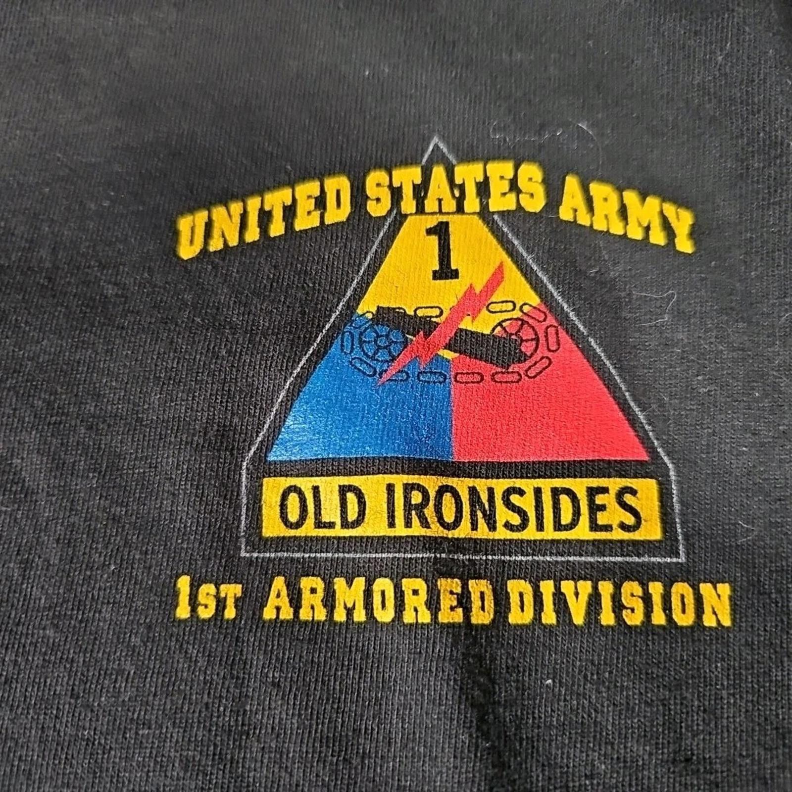 Other United States Army Old Ironsides 1st Armored Division L Tee Size US L / EU 52-54 / 3 - 2 Thumbnail