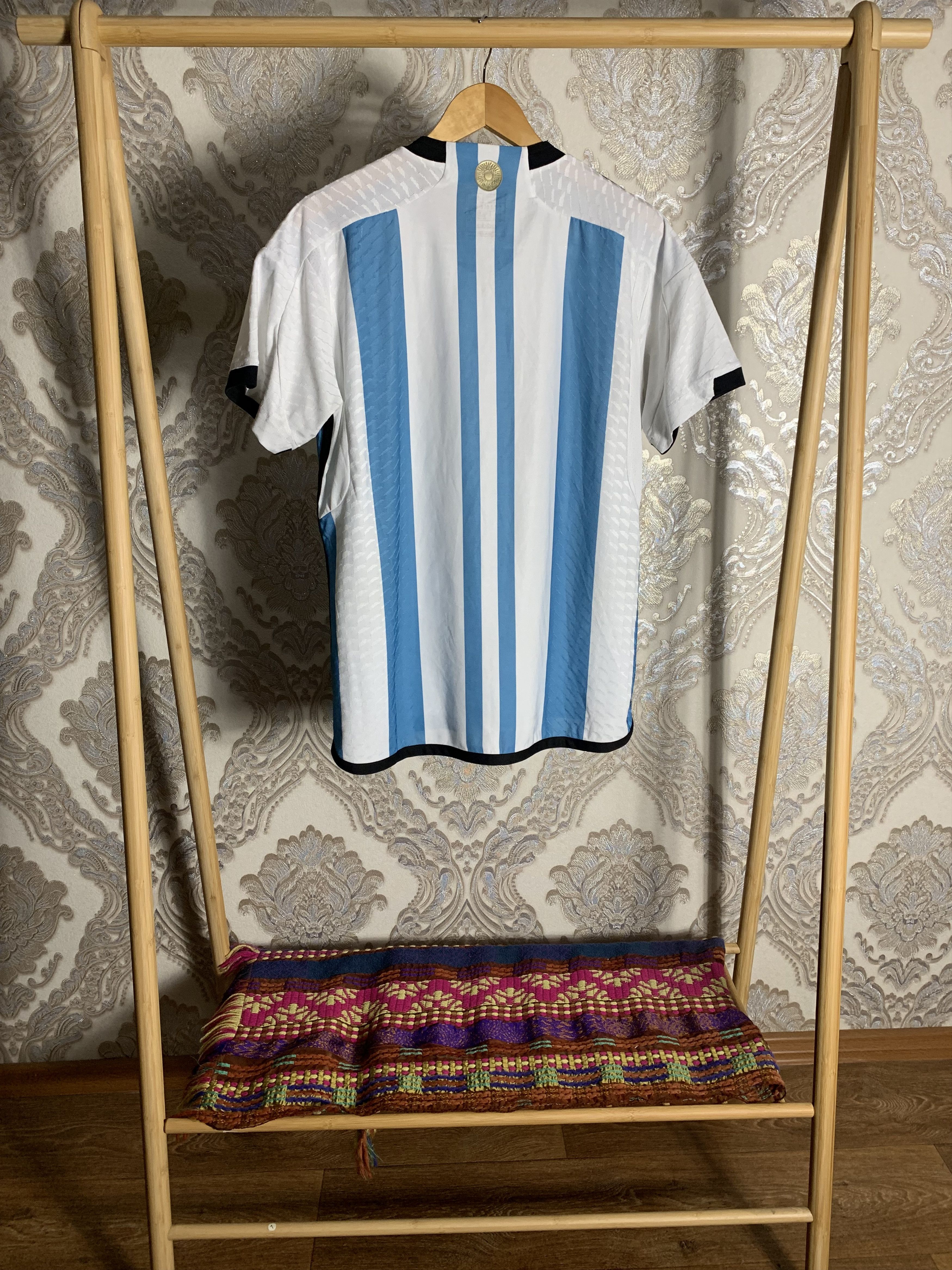 Vintage VERY RARE ADIDAS FC ARGENTINA SOCCER JERSRY MESSI RETRO Y2K Size US L / EU 52-54 / 3 - 6 Thumbnail
