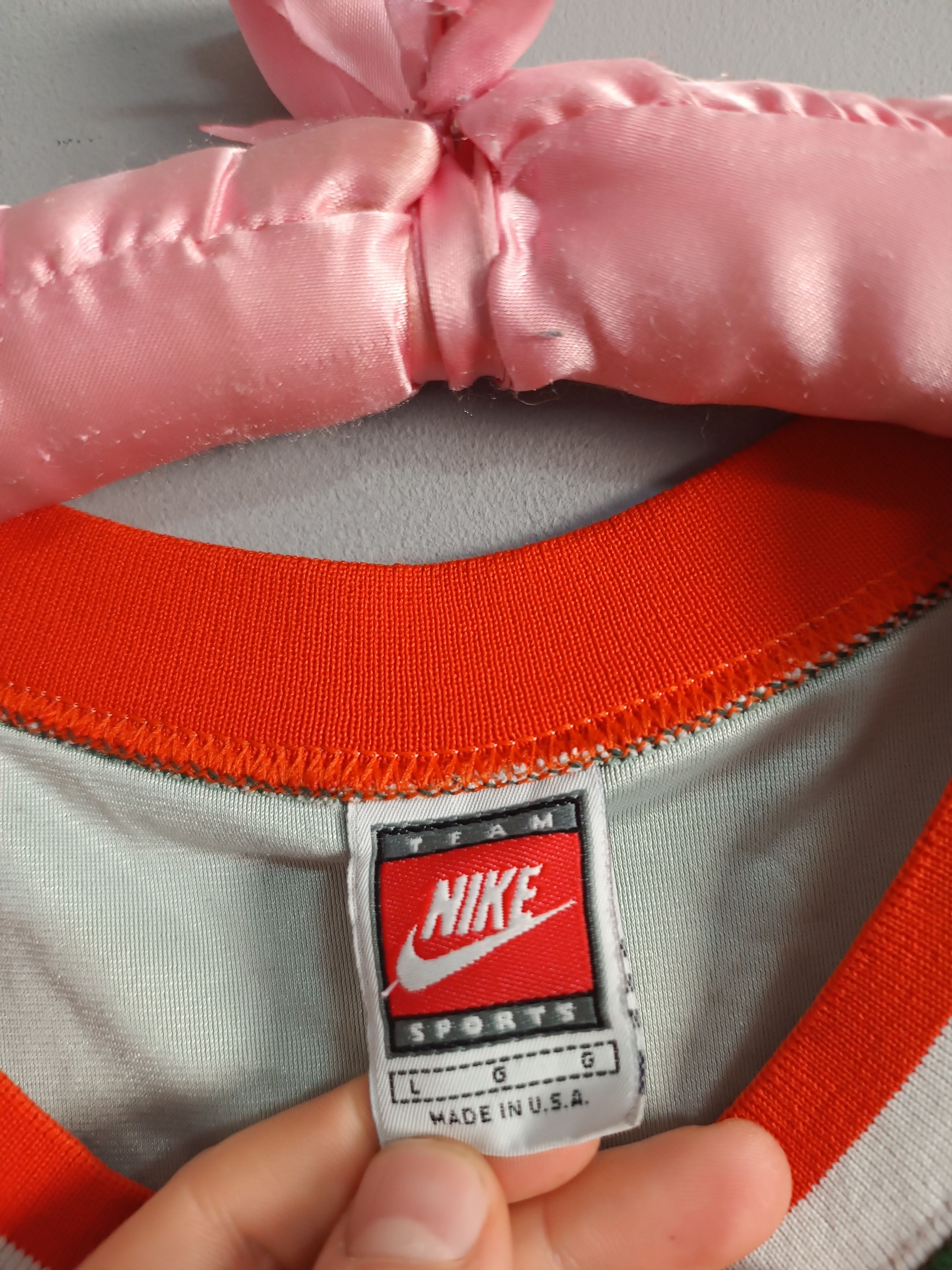 Nike × Vintage Miami Hurricanes 12 NCAA Nike 90s Basketball jersey Size US L / EU 52-54 / 3 - 6 Thumbnail