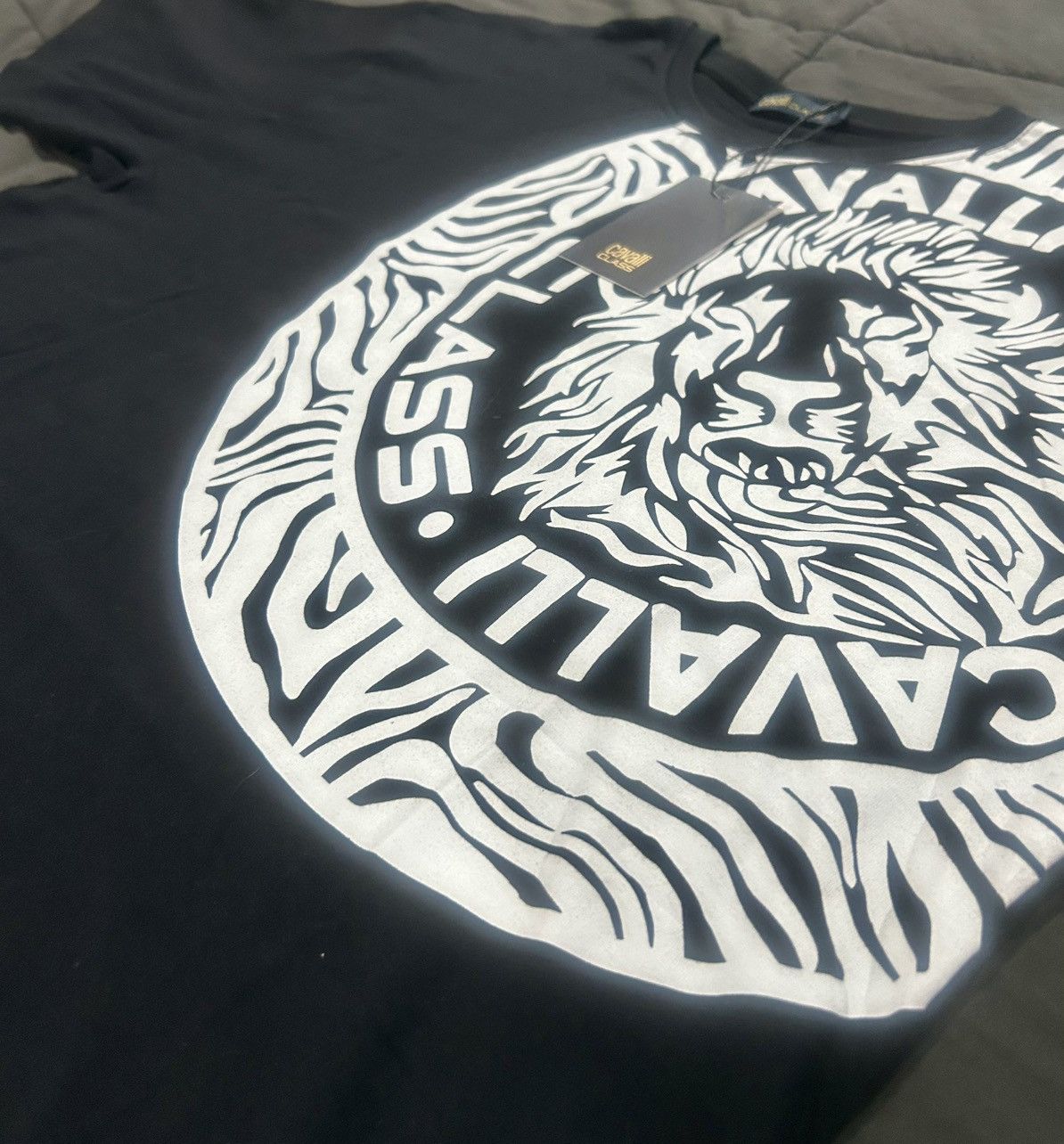 Cavalli Class Cavalli Class Lion Logo Graphic T-Shirt size XL Size US XL / EU 56 / 4 - 15 Thumbnail