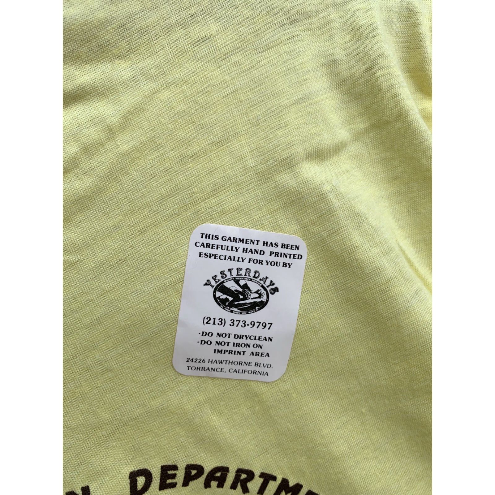 Hanes VINTAGE Parks And Recreation Department City Of Carson 10K Run T Shirt Sz L Men Yellow Short Sleeve Hanes Size US L / EU 52-54 / 3 - 4 Thumbnail