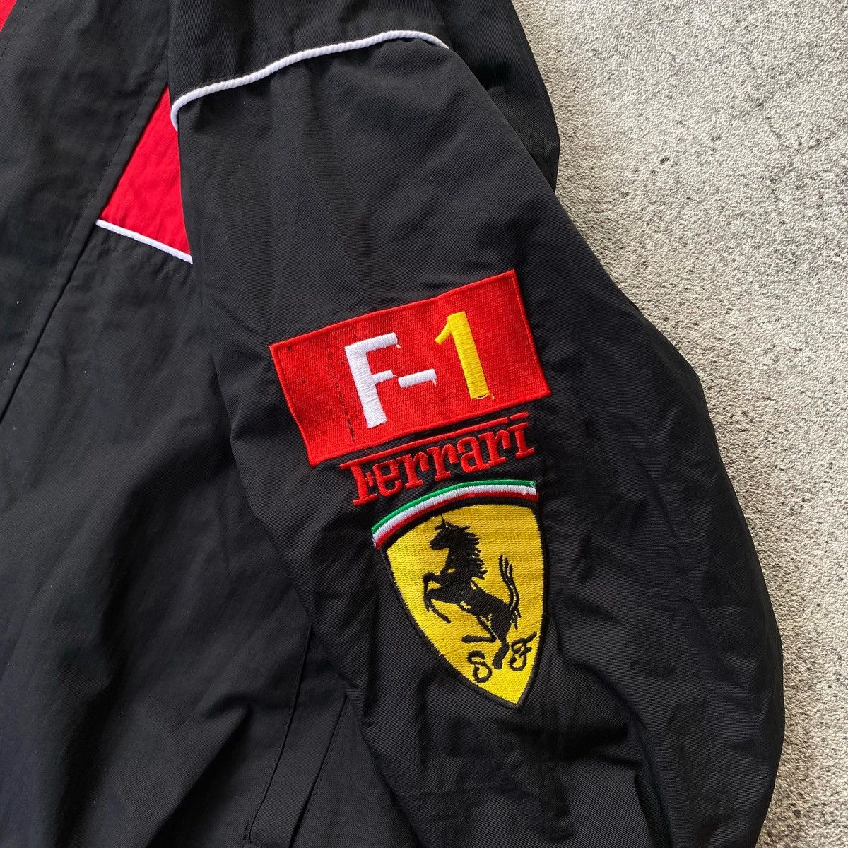 Ferrari × Vintage Vintage Ferrari racing jackets Size US XL / EU 56 / 4 - 8 Thumbnail