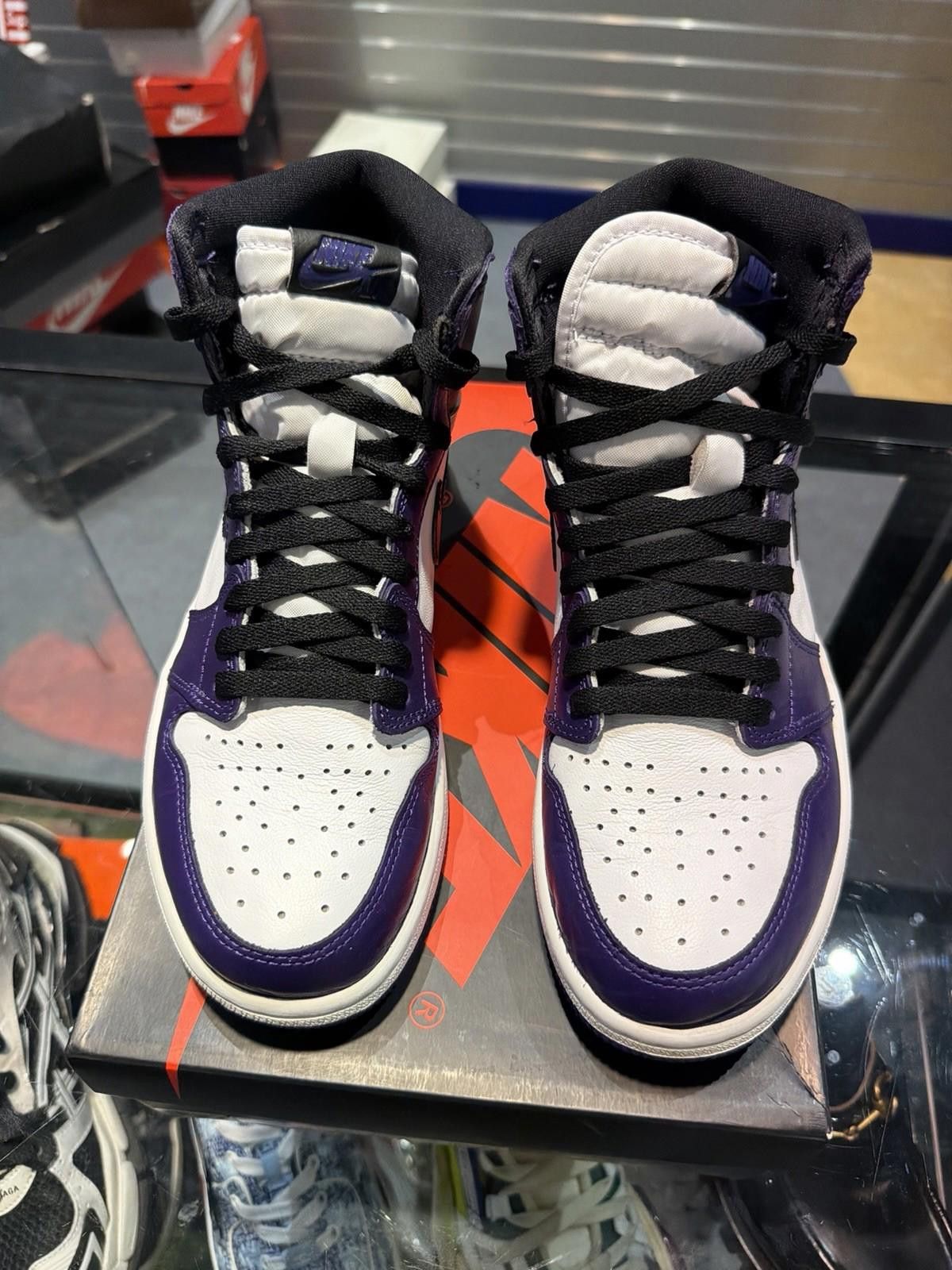 Jordan Brand Air Jordan 1 High Court Purple Sneakers 2.0 Size 8.5 Size US 8.5 / EU 41-42 - 4 Thumbnail