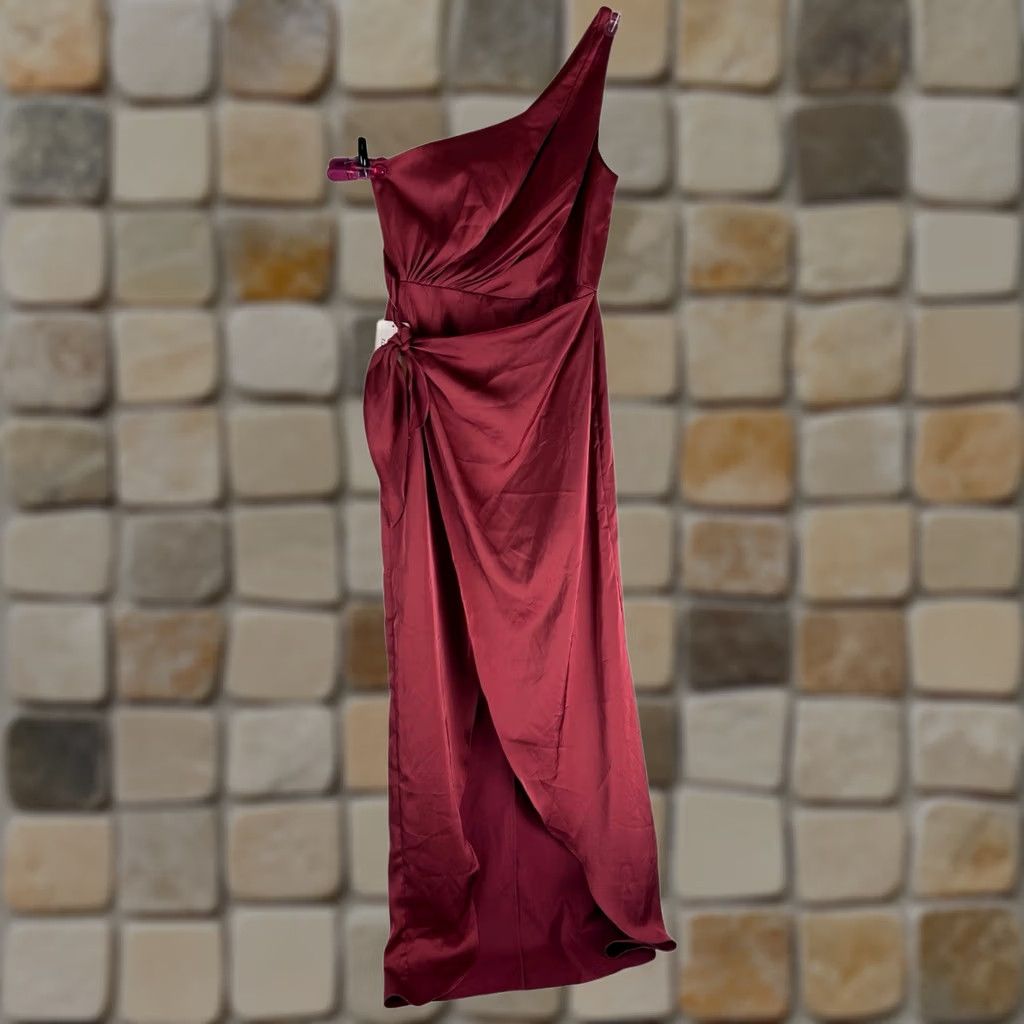 Vintage Bridesmaid Dress Azazie Kendall + Kylie A4 Terracotta One Shoulder Red Sleeveless Polyester Dress Size ONE SIZE - 1 Thumbnail