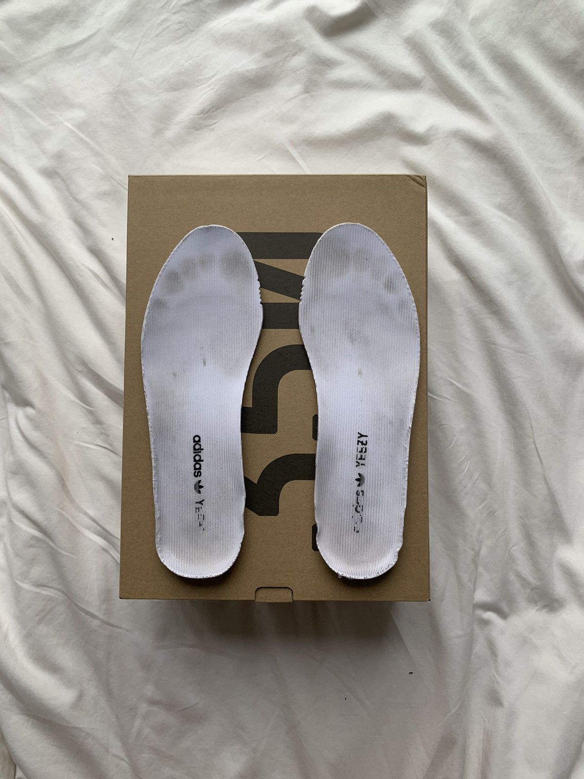 Adidas × Yeezy Adidas Yeezy Boost 350 V2 Zebra - US9 Size US 9 / EU 42 - 8 Thumbnail
