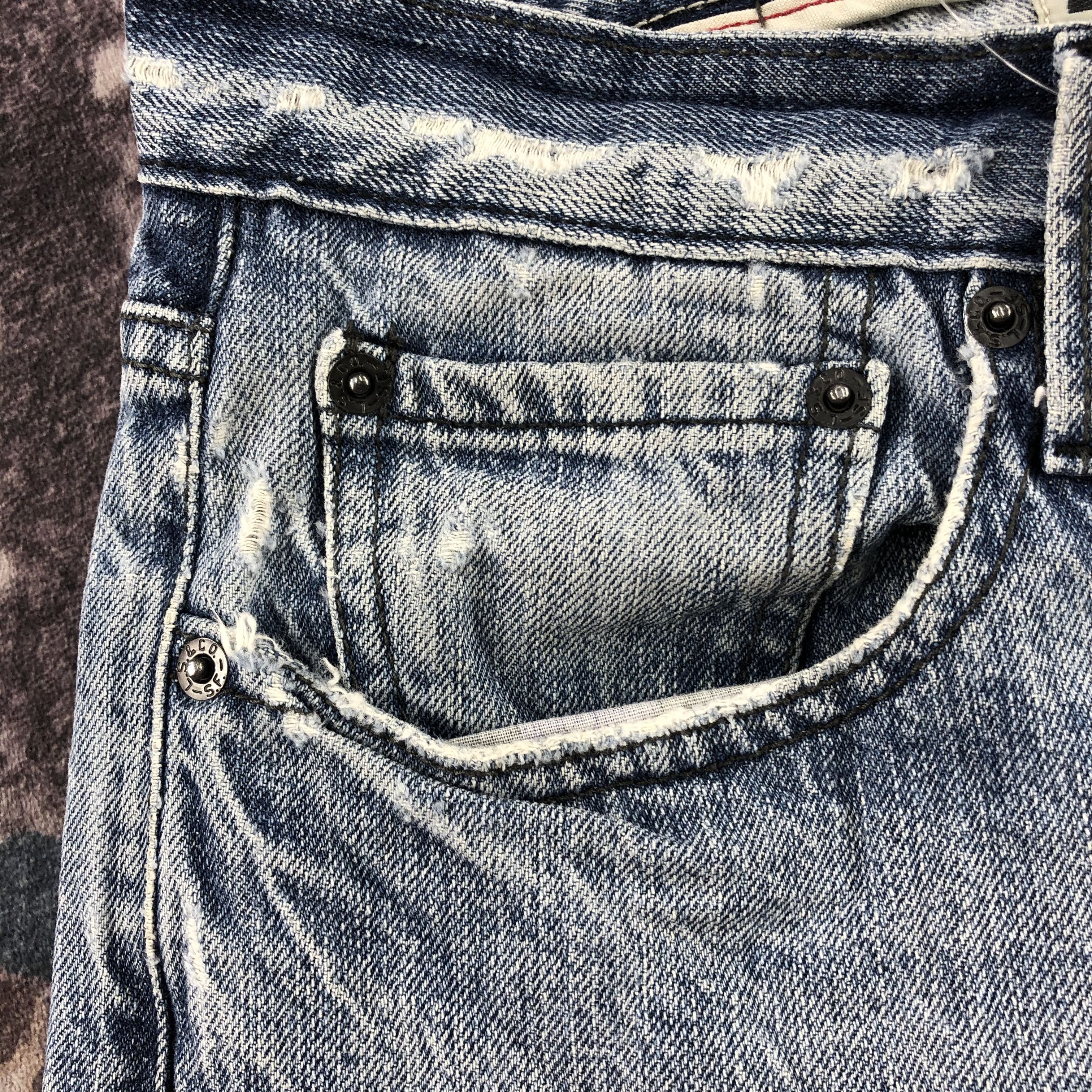 Levi's × Vintage Vintage Blue Wash Levis 514 Jeans-JM2962 Size US 31 - 13 Thumbnail