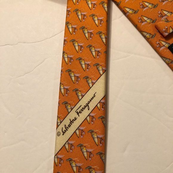 Salvatore Ferragamo SALVATORE FERRAGAMO MEN'S NEW 100%SILK TIE WIDTH: 3 1/2" Size ONE SIZE - 9 Thumbnail