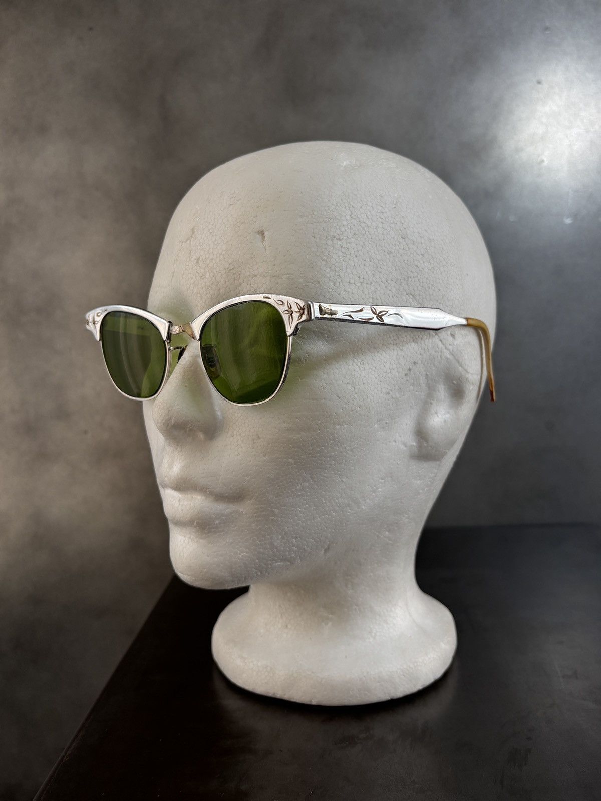 Vintage 1960s ArtCraft Sunglasses True Vintage Aluminum Frame Chrome Size ONE SIZE - 2 Thumbnail