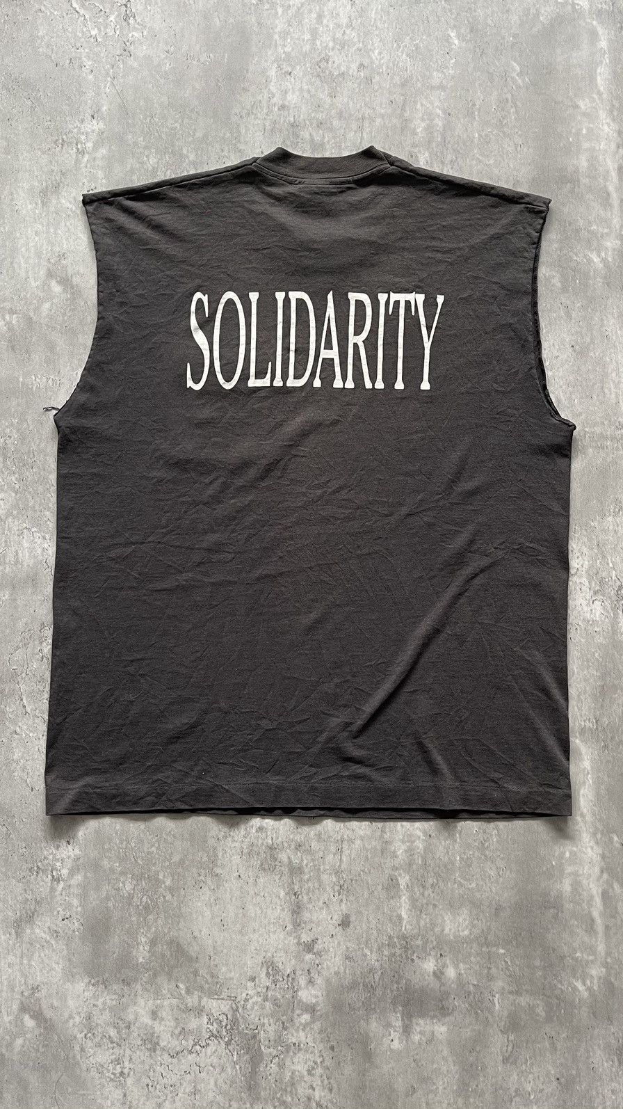 Band Tees × Vintage VINTAGE 1990S SOLIDARITY FADED POCKET TANK TEE Size US XL / EU 56 / 4 - 2 Thumbnail
