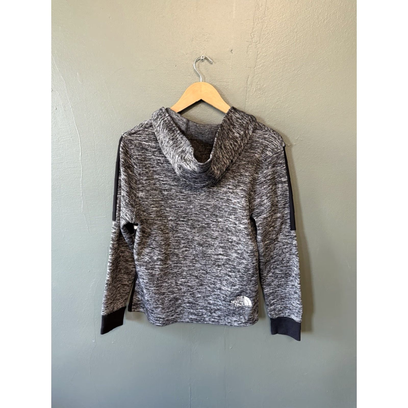 The North Face The North Face Women's Gray Full Zip Hooded Sweatshirt Sweatshirt Small gray Full Zip Hooded Women’s S Size S / US 4 / IT 40 - 2 Thumbnail