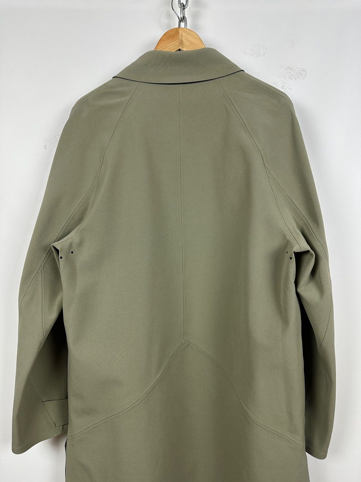 Vollebak Vollebak Laser Cut Khaki Trench Coat Size US XL / EU 56 / 4 - 18 Thumbnail