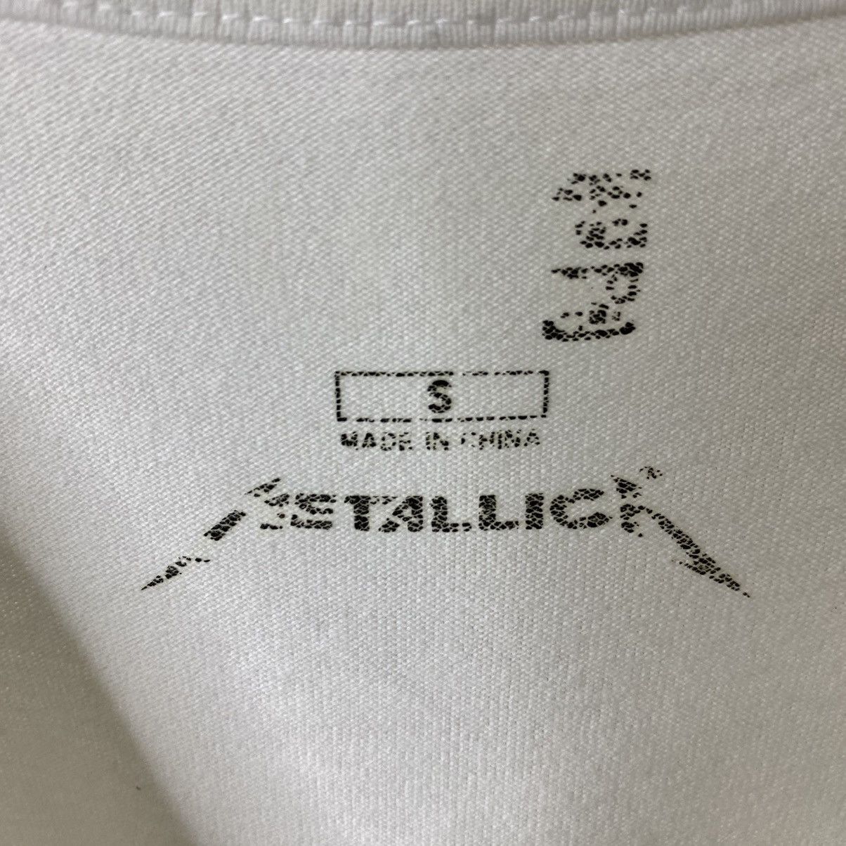 Metallica Metallica x Uniqlo UT Snake Collaboration Band T Shirt Size US S / EU 44-46 / 1 - 3 Thumbnail