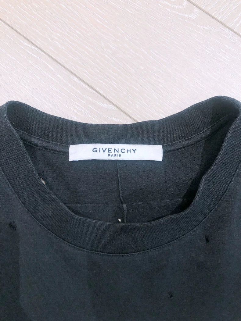 Givenchy Givenchy #Men's# White logo black ripped short sleeve Size US S / EU 44-46 / 1 - 8 Thumbnail