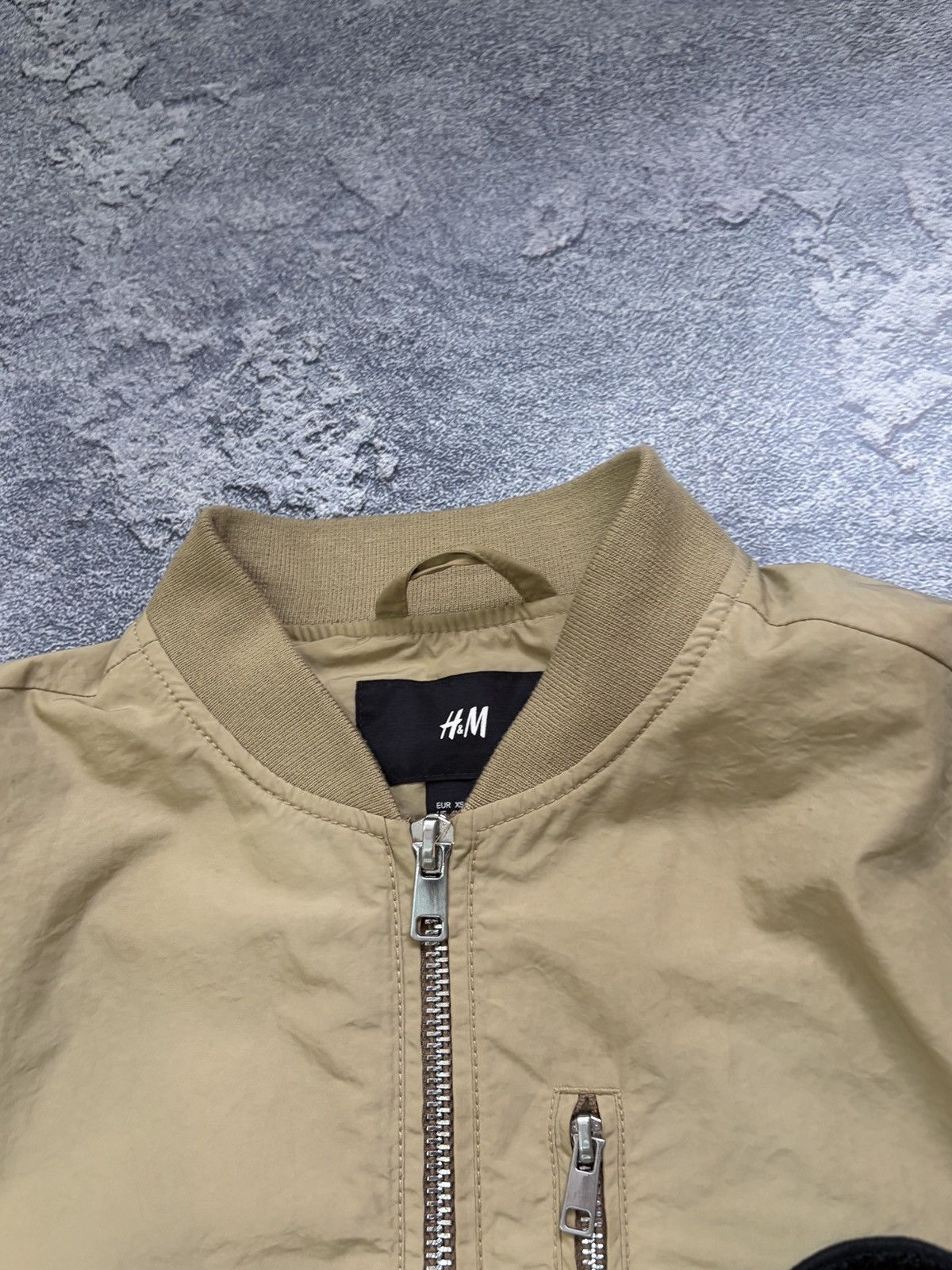 H&M The Weeknd H&M XO Bomber Jacket Khaki Beige Big Logo Size XS Size US XS / EU 42 / 0 - 6 Thumbnail