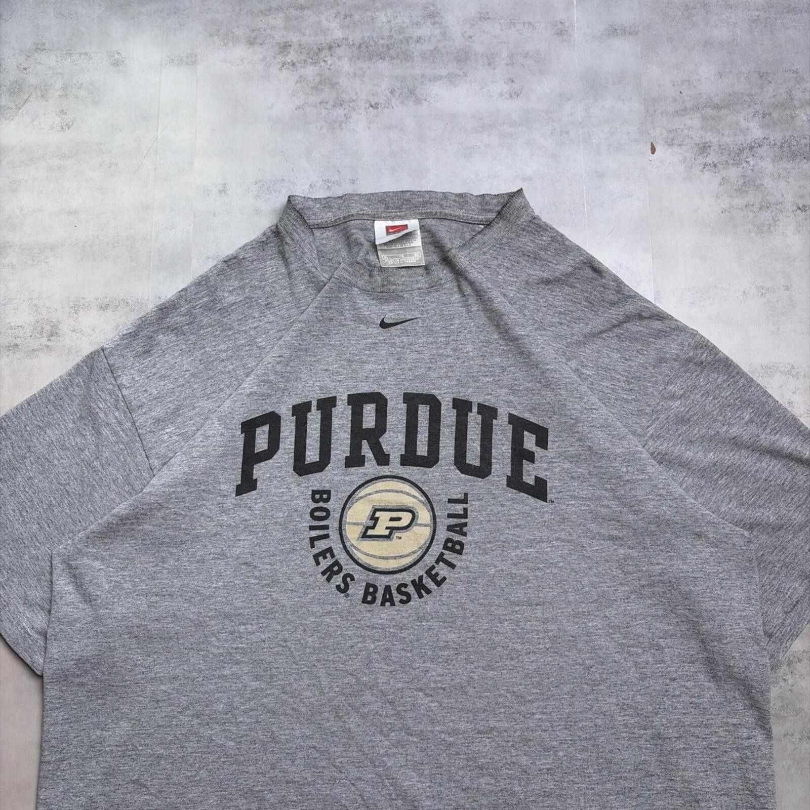 Nike Vintage Nike Team Purdue Middle Swoosh Distressed T-Shirt Size US XL / EU 56 / 4 - 2 Thumbnail