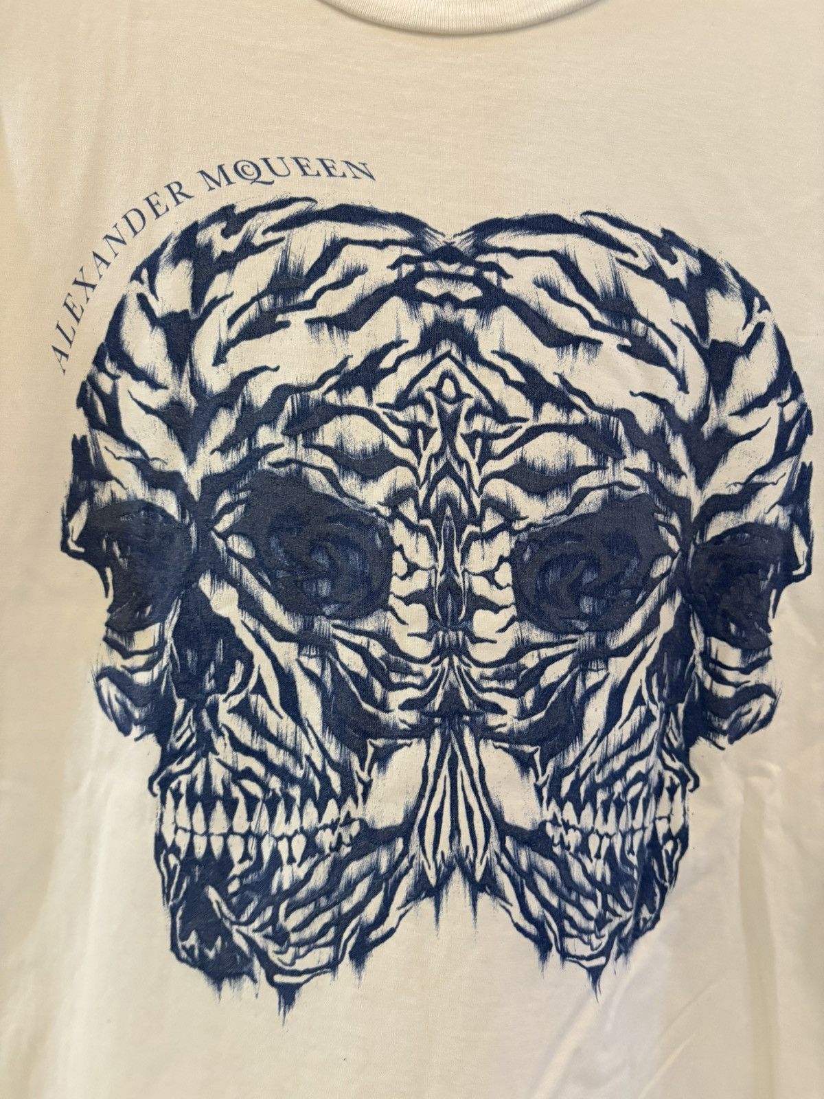 Alexander McQueen Alexander Mcqueen Skulls Logo Short Sleeve T-Shirt Size US S / EU 44-46 / 1 - 4 Thumbnail