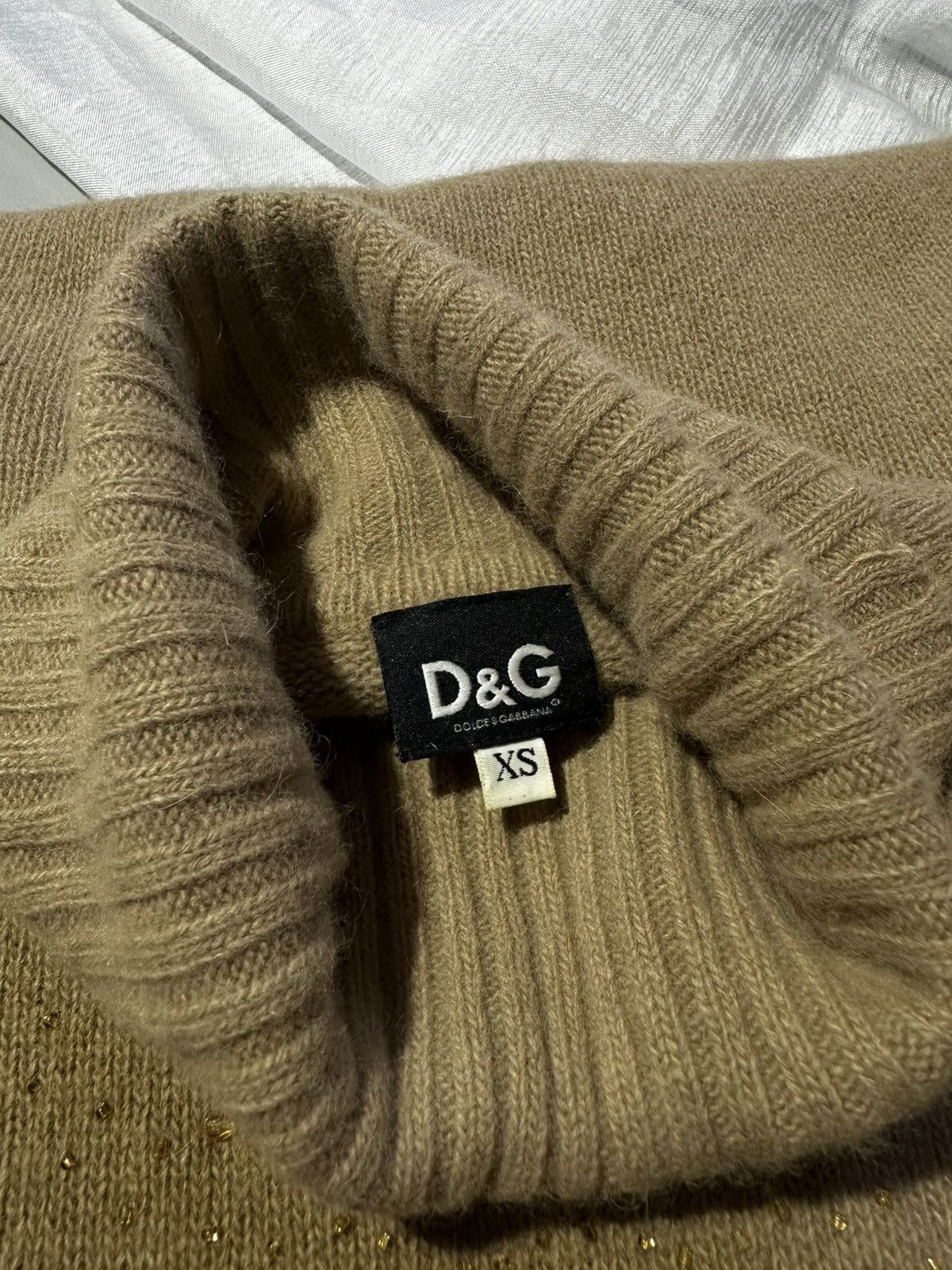 Dolce & Gabbana D&G Dolce & Gabbana Archive Embellished Turtleneck Sweater Size XS / US 0-2 / IT 36-38 - 14 Thumbnail