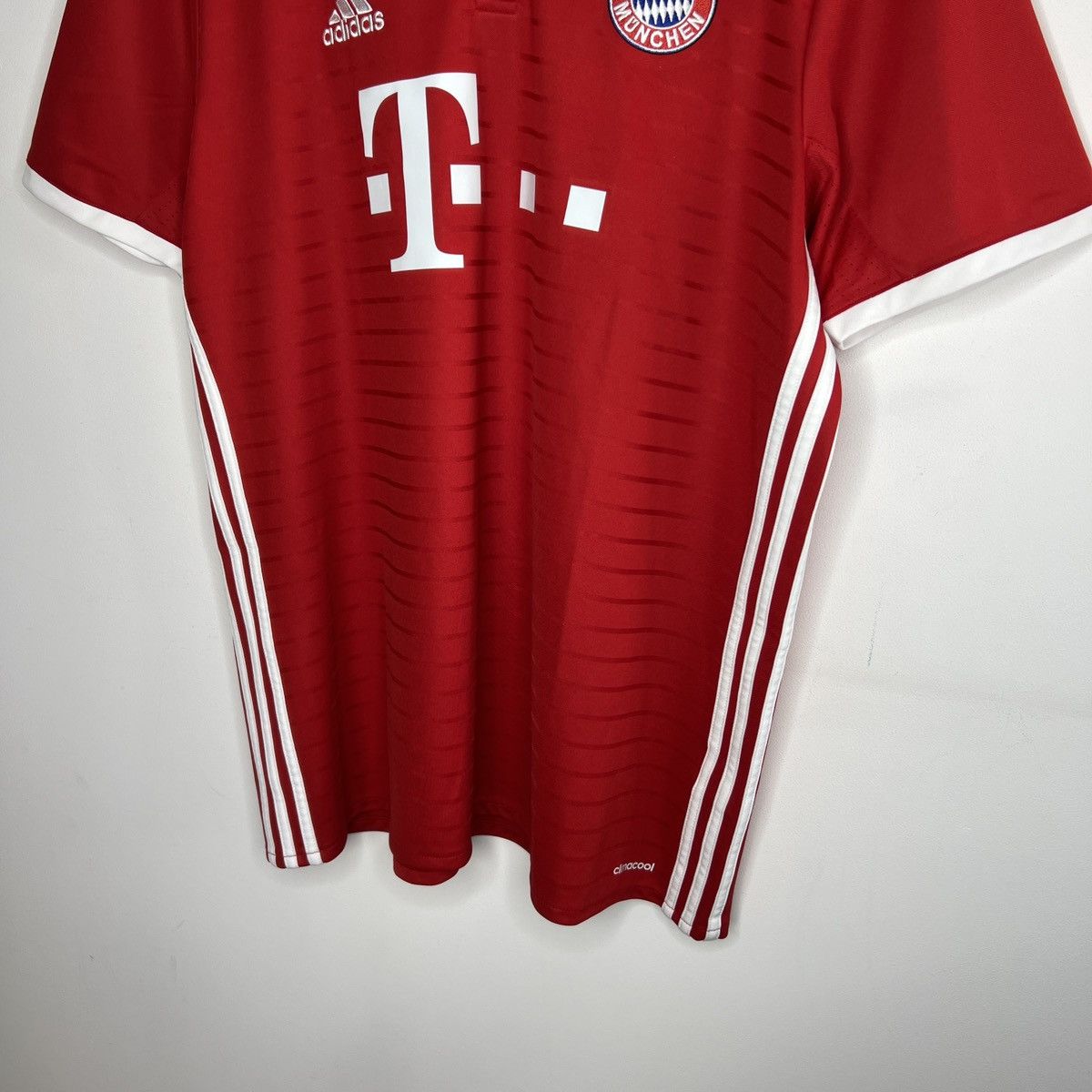 Adidas Adidas FC Bayern Munchen Jersey Tee Tshirt Red Size US XL / EU 56 / 4 - 2 Thumbnail