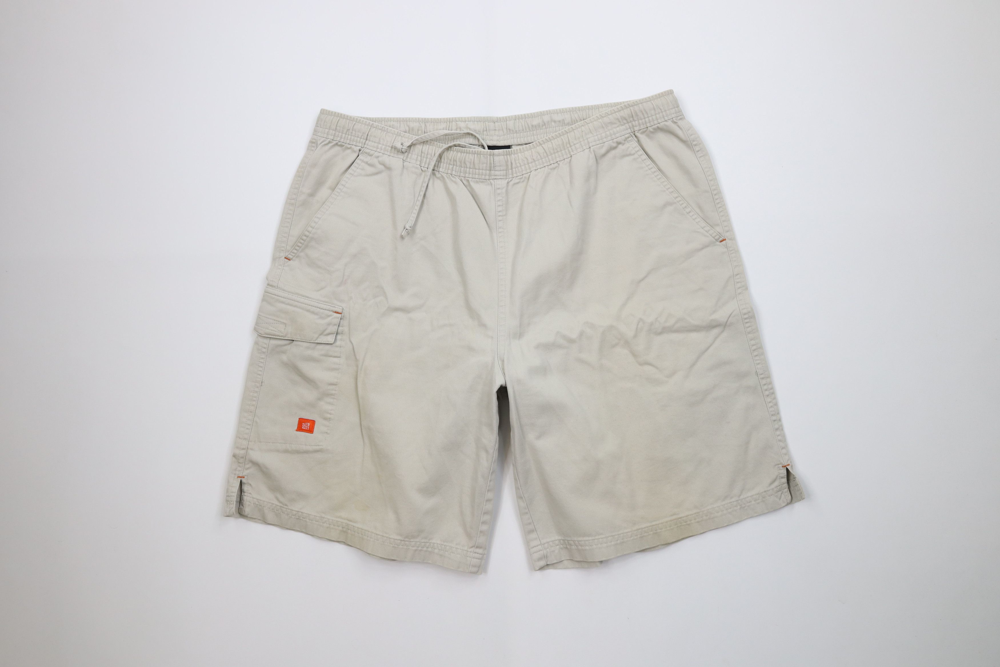 Nike Vintage Nike Spell Out Above Knee Shorts Beige Cotton Size US 34 / EU 50 - 1 Thumbnail