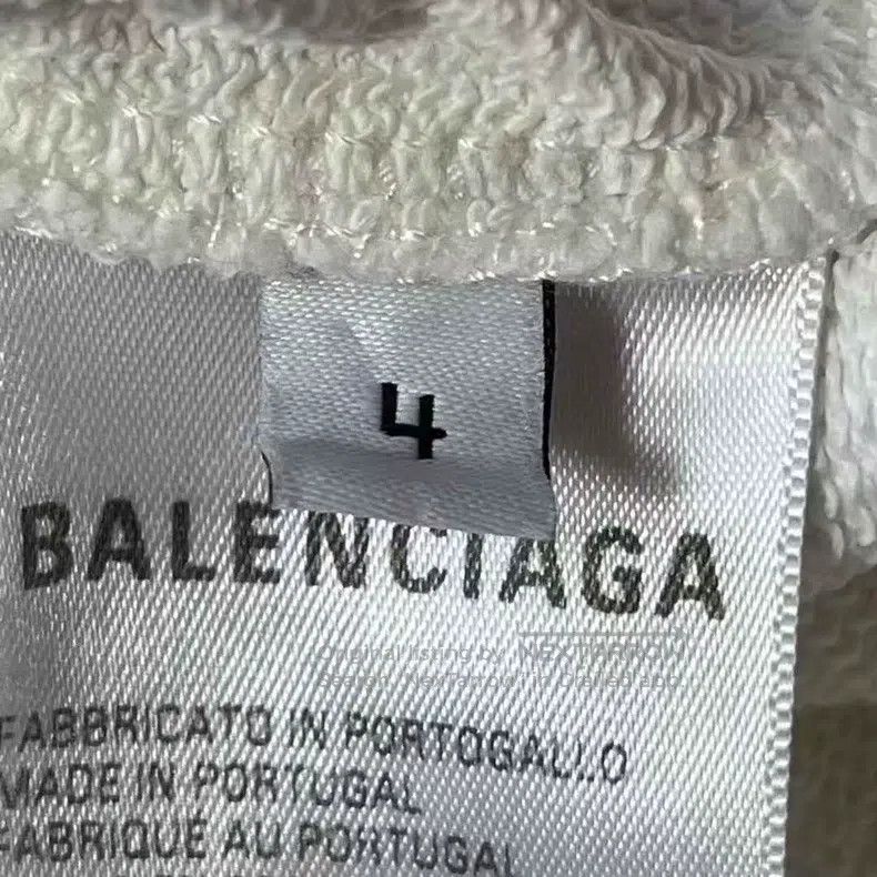 Balenciaga Balenciaga Racing Slogan Bulletproof Logo Printed Long Sle Size US XL / EU 56 / 4 - 4 Thumbnail