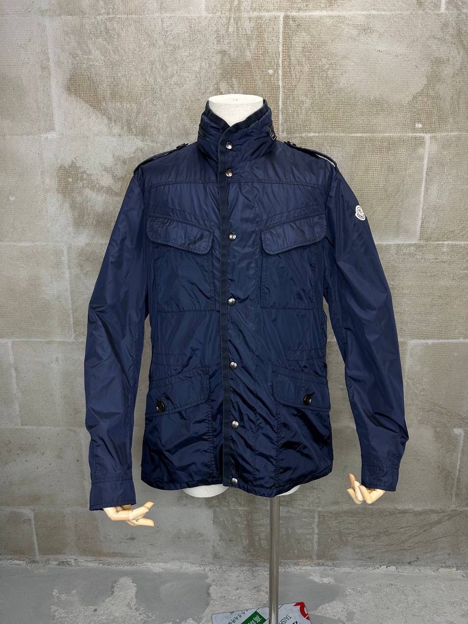 Moncler Moncler Bertrand hooded windbreaker jacket Size US L / EU 52-54 / 3 - 1 Thumbnail