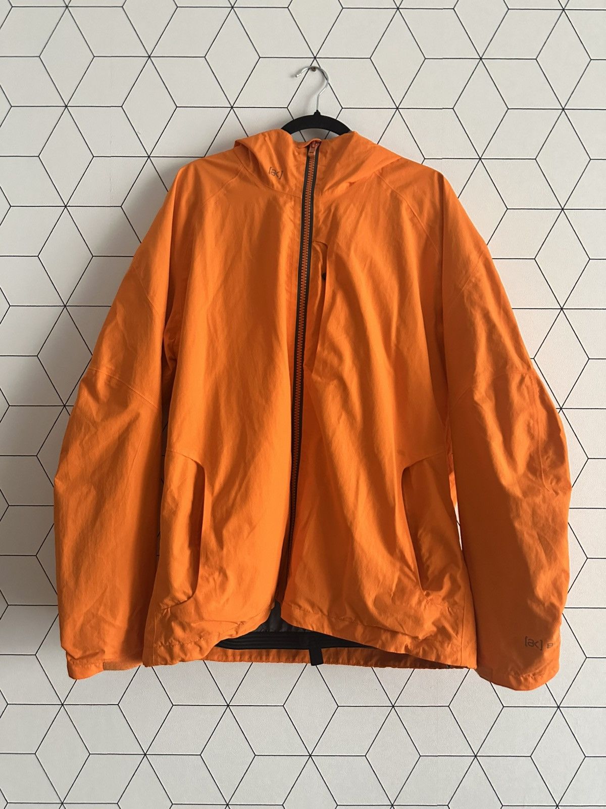 Burton Burton AK gore-tex snowboarding jacket arcteryx Size US L / EU 52-54 / 3 - 1 Thumbnail