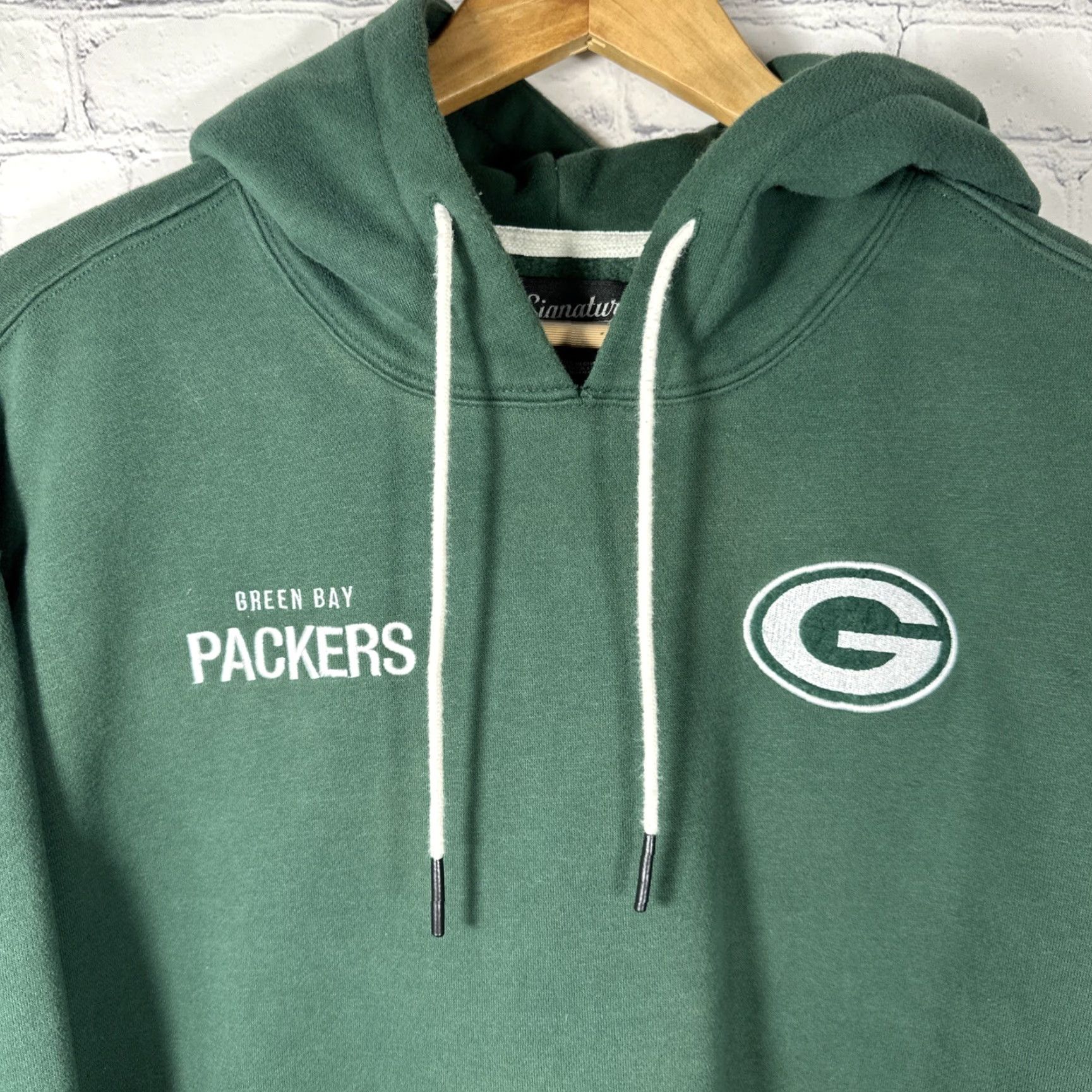 Vintage Green Bay Packers Hoodie Embroidered Mens Large Green Pullover NFL Sweatshirt Size US L / EU 52-54 / 3 - 2 Thumbnail