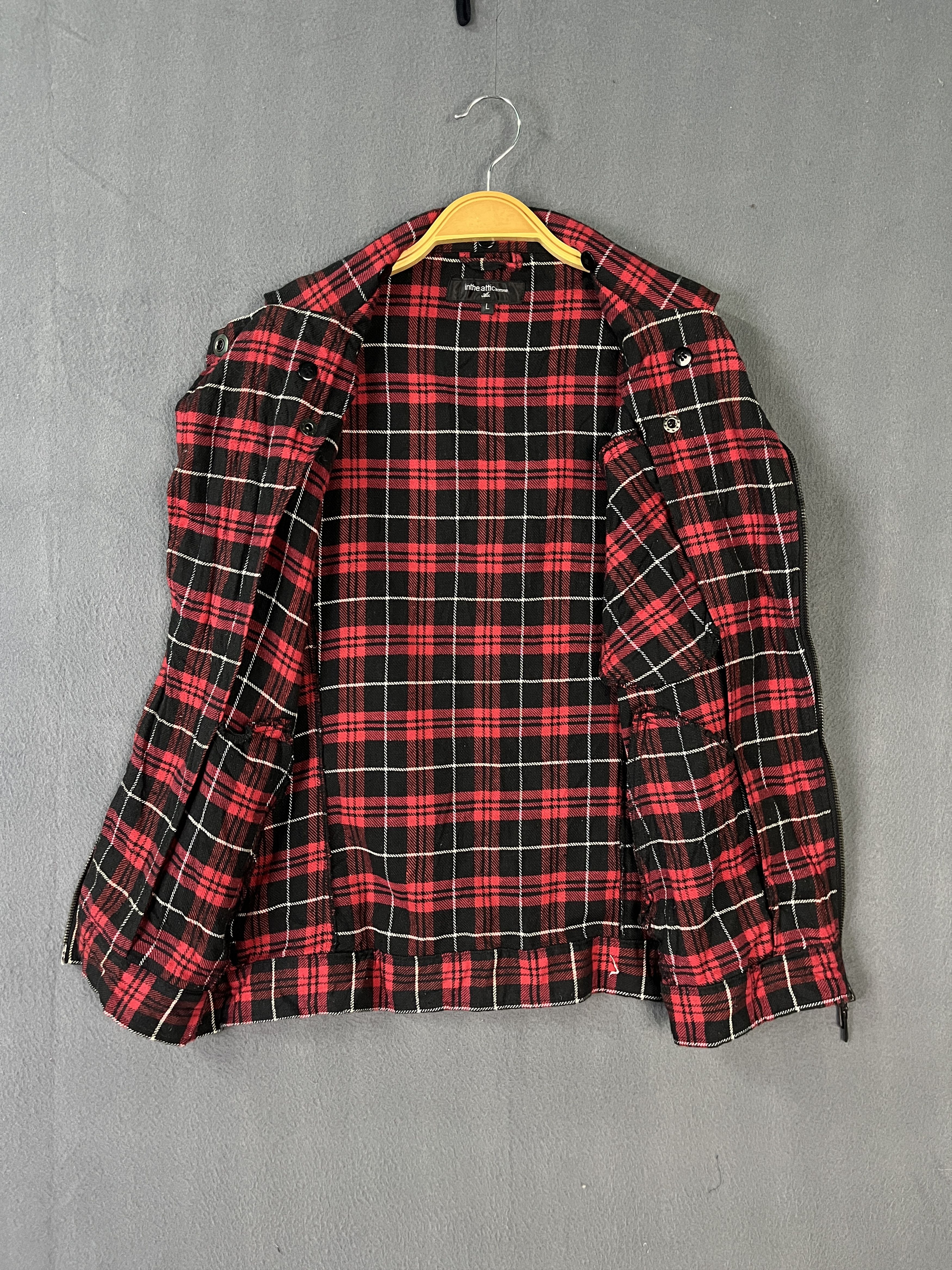 In The Attic In The Attic Homme Tartan Seditionaries Sleeveless Jacket Size US S / EU 44-46 / 1 - 9 Thumbnail