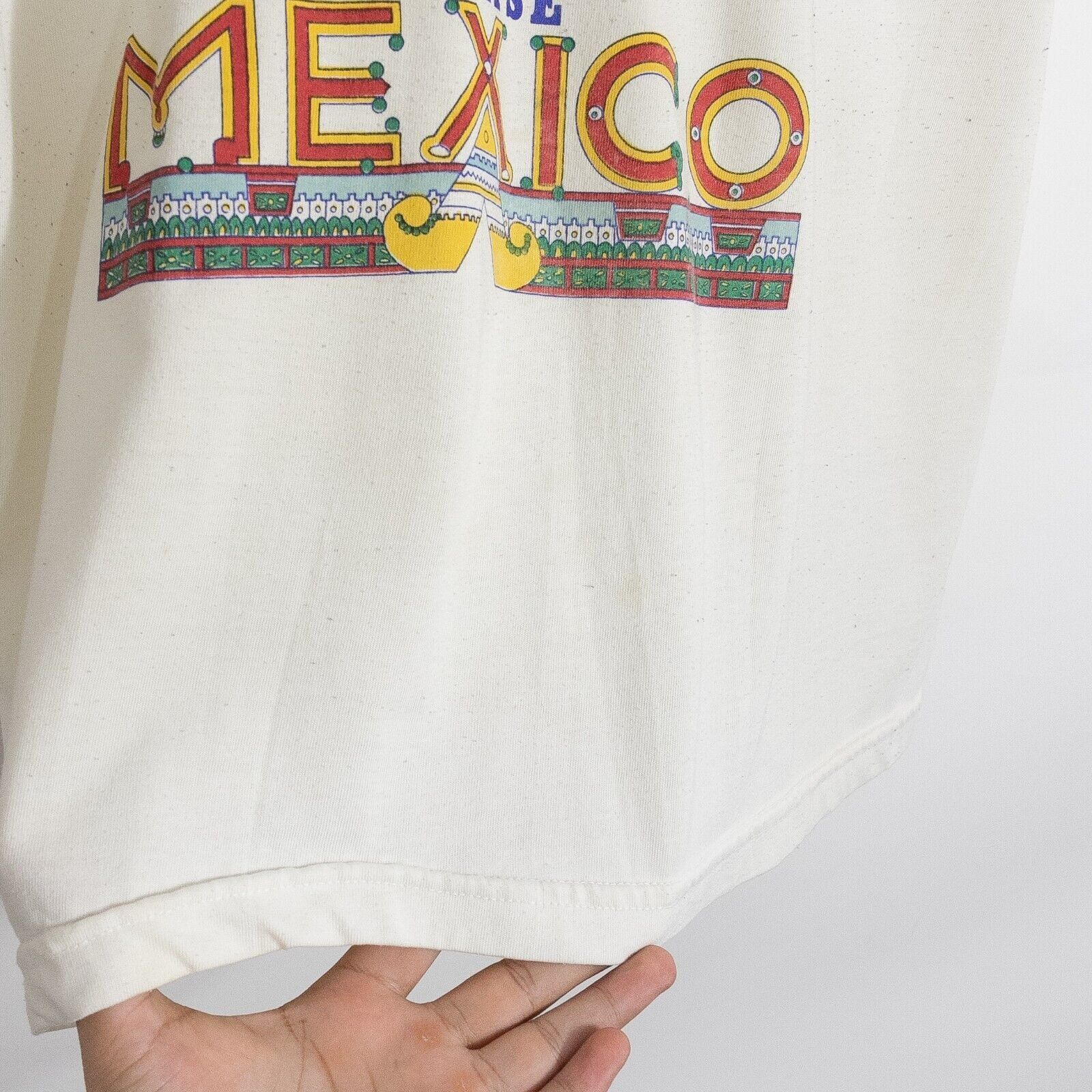 Vintage Vintage Mexico Eclipse T Shirt Large - Distressed Sun Moon Size US L / EU 52-54 / 3 - 6 Thumbnail