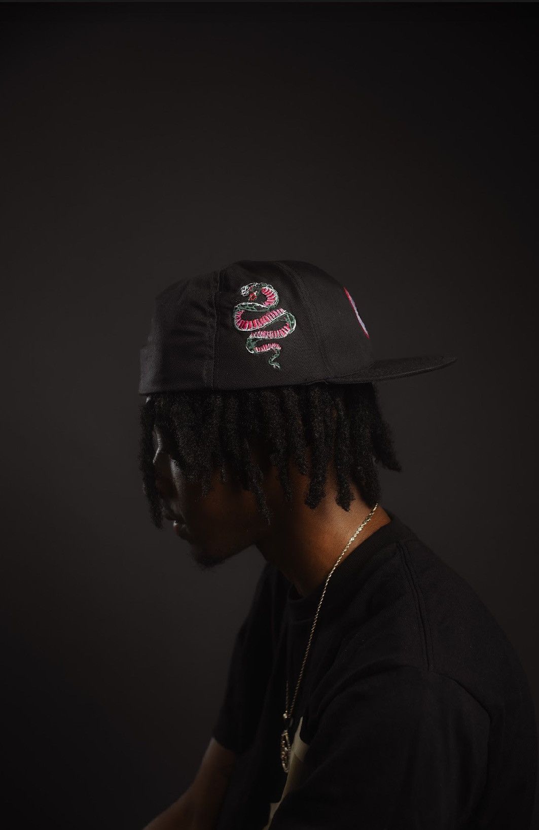 Other Black “The World Is Yours” Hats Size 36 - 2 Thumbnail
