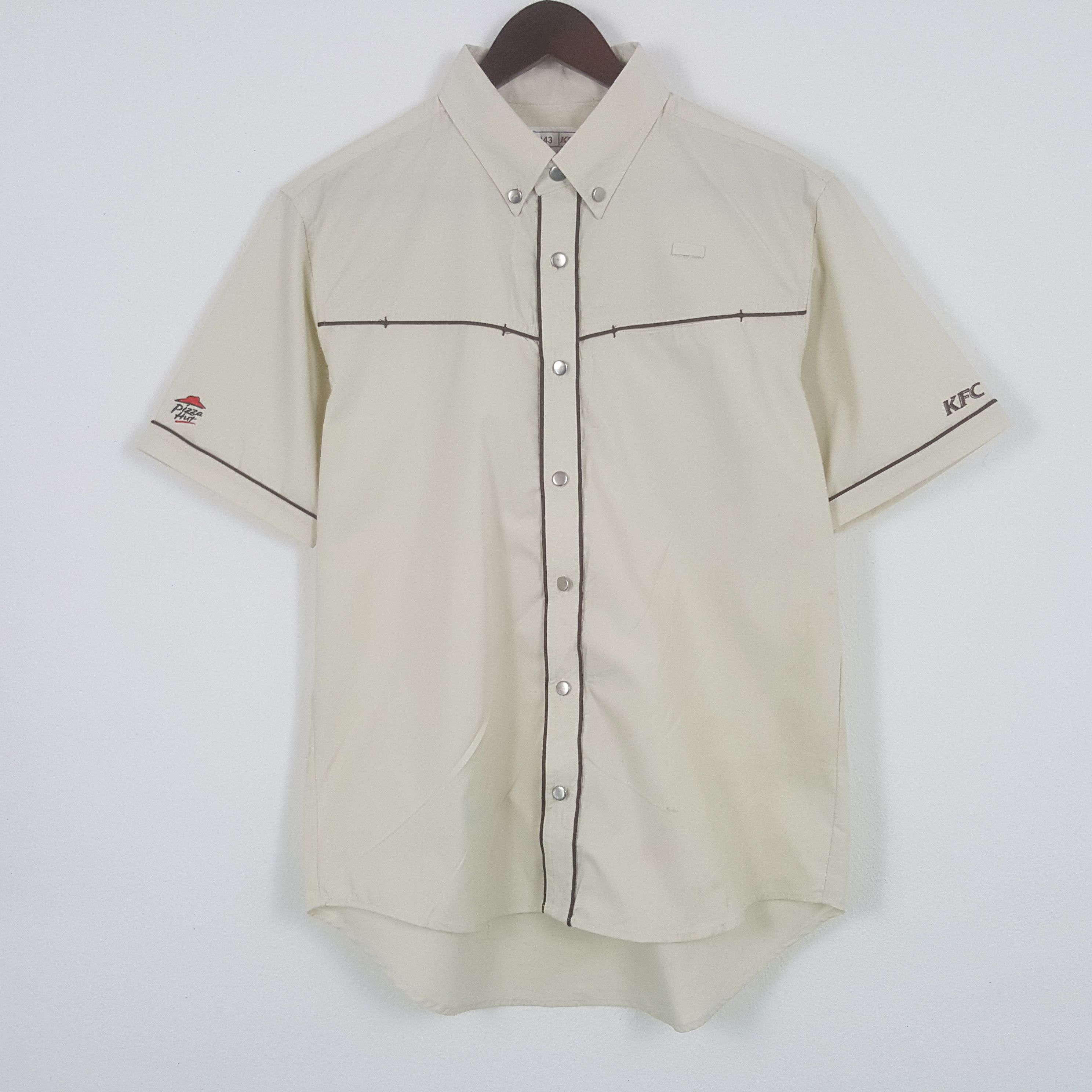 image of Vintage Kfc X Pizza Hut Button Up Shirt in Cream, Men's (Size Medium)