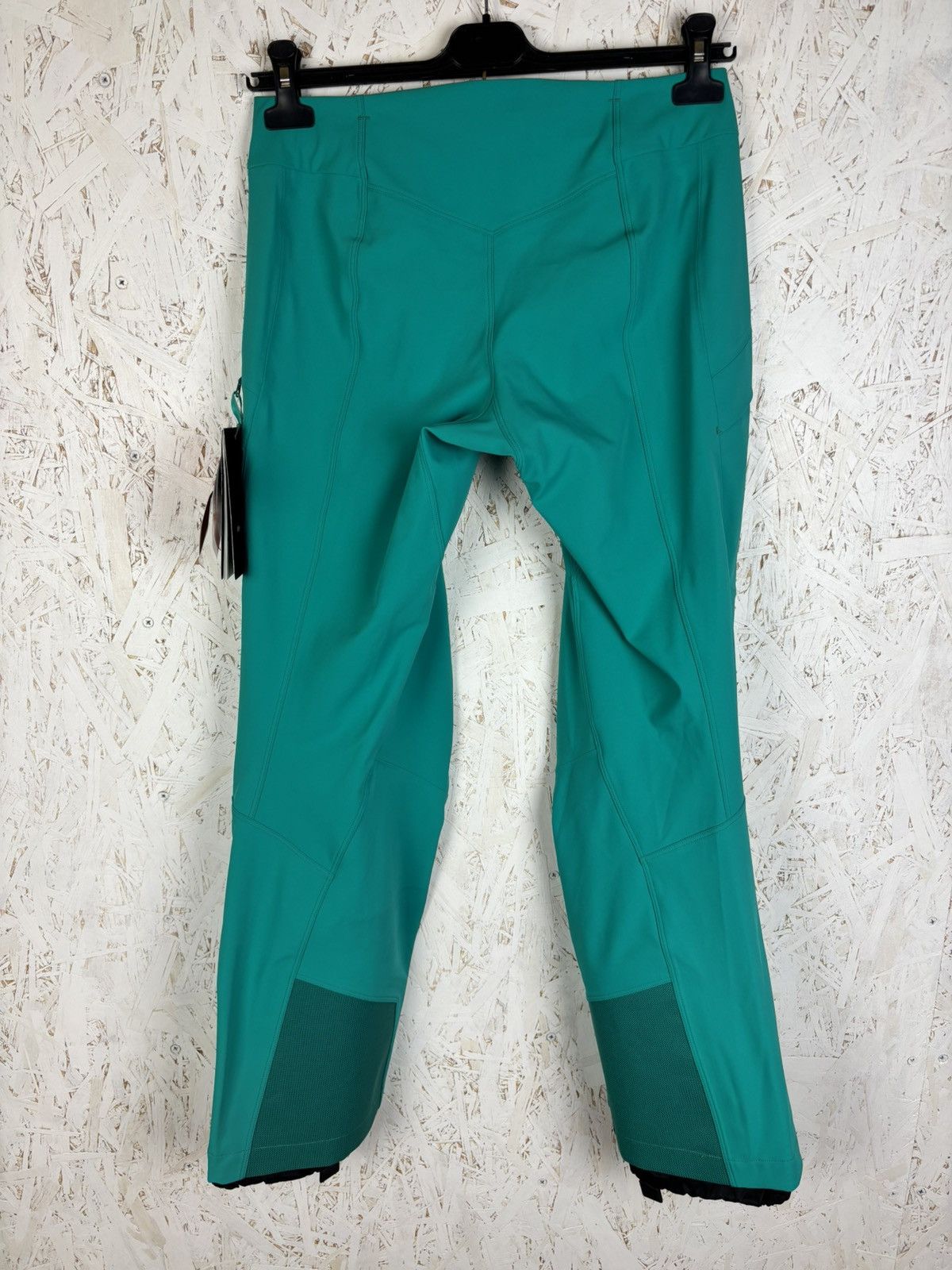Arc'teryx NWT Arcteryx Nevus Softshell Ski Winter Snow Pants 4 Size 27" / US 4 / IT 40 - 6 Thumbnail
